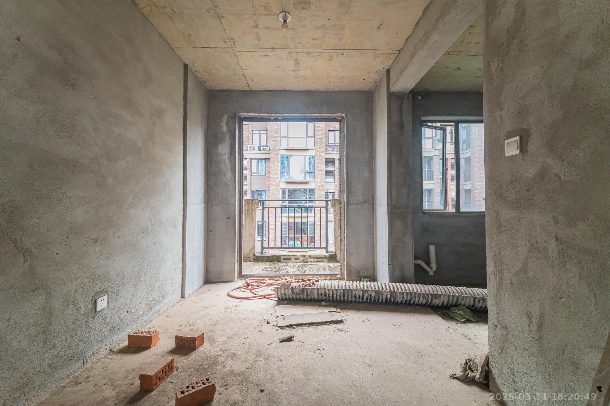 星湖湾二期洋房 5室2厅2卫 195.0万 星湖湾二期洋房 5室2厅2卫 195.0万其他