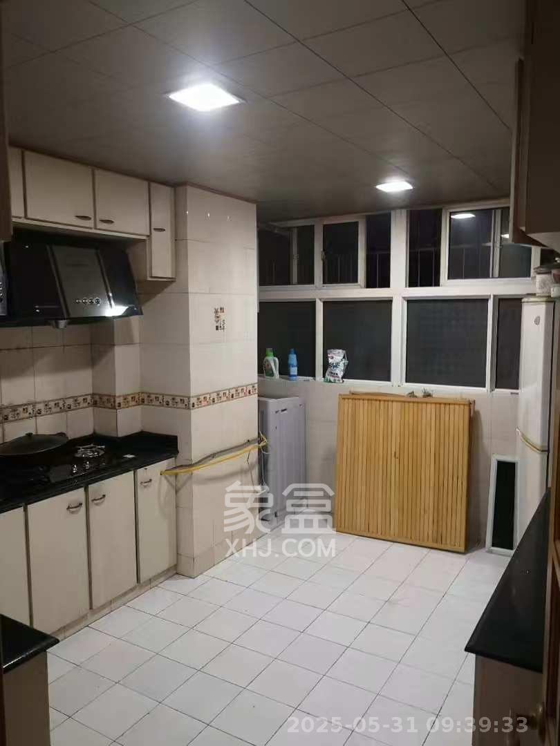 湘湖路蔬菜集团宿舍 3室3厅2卫 2200.0元/月 湘湖路蔬菜集团宿舍 3室3厅2卫 2200.0元/月室内图