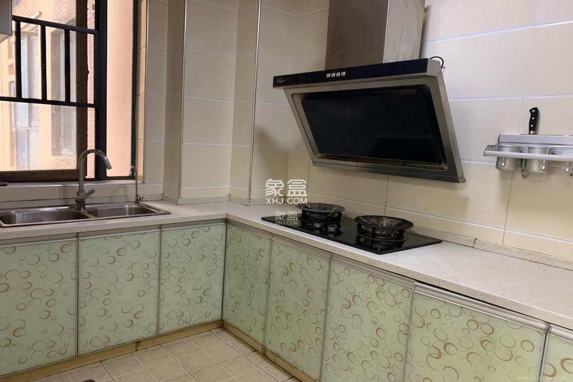 万博汇  3室2厅1卫    2800.0元/月 万博汇  3室2厅1卫    2800.0元/月室内图