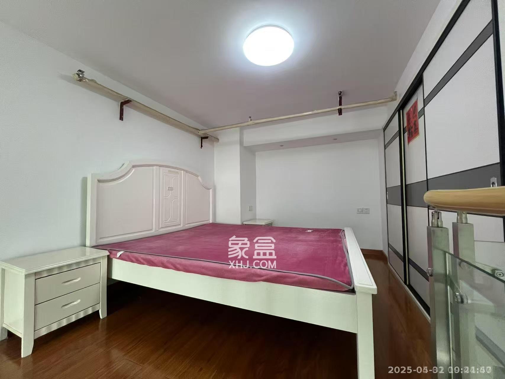 东盈商业广场（华泉城市广场）  1室1厅1卫   1700.00元/月室内图