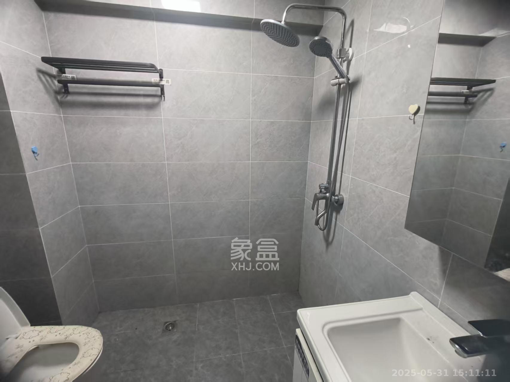 欣隆居 1室1厅1卫 1800.0元/月 欣隆居 1室1厅1卫 1800.0元/月室内图