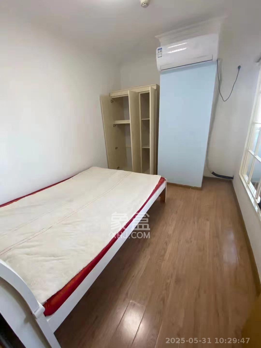 昊天大厦 2室1厅1卫 2300.0元/月 昊天大厦 2室1厅1卫 2300.0元/月室内图