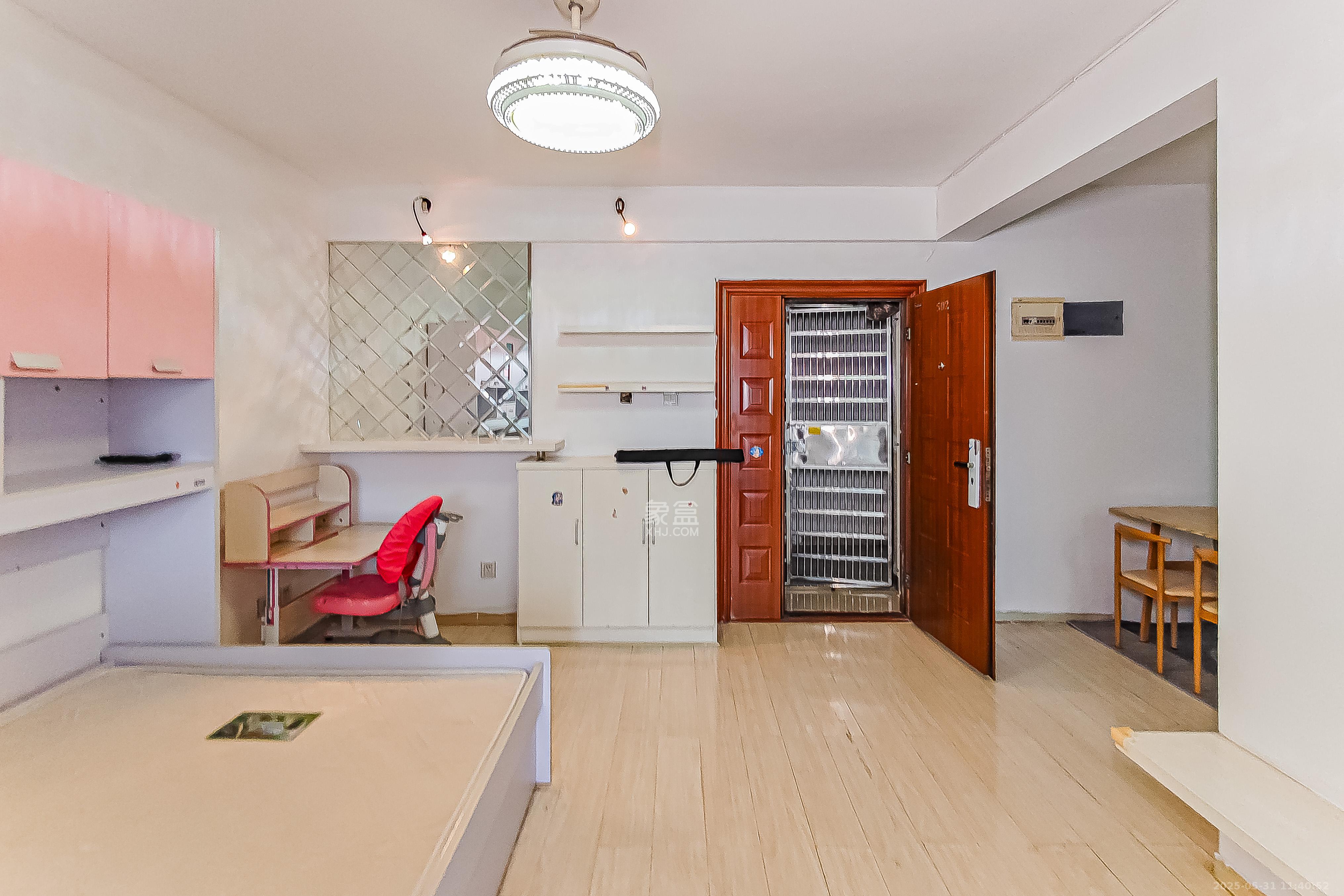 三重星都心 1室2厅1卫 58.8万 三重星都心 1室2厅1卫 58.8万客厅