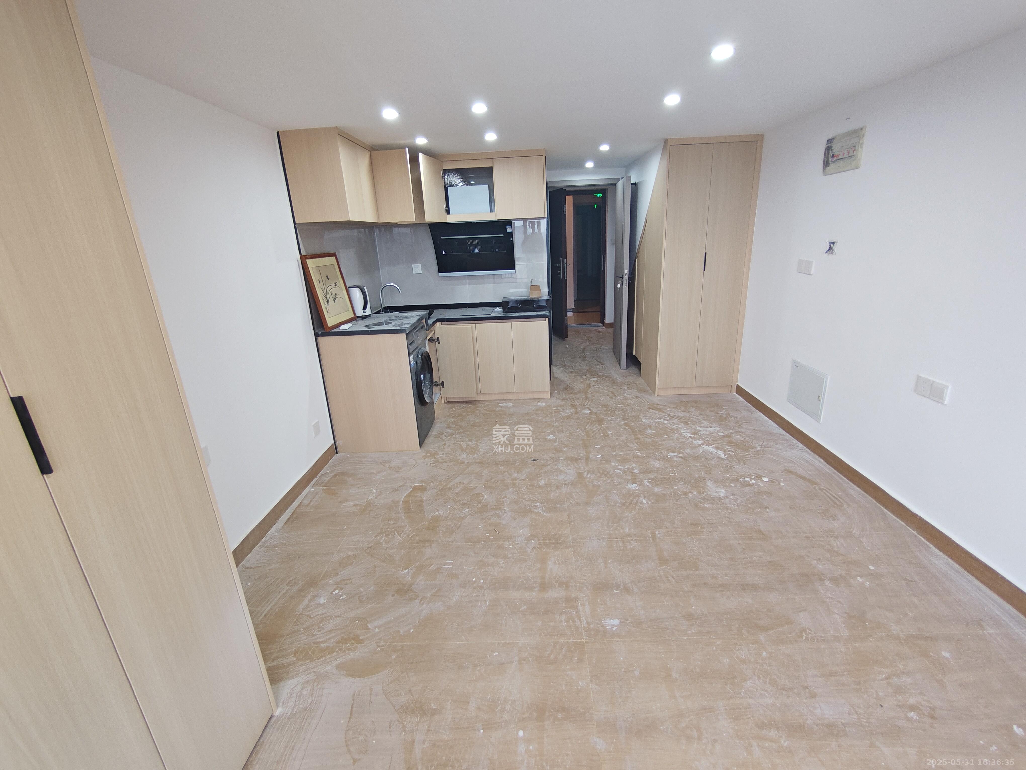 佳兆业云顶都汇 1室0厅0卫 2500.0元/月 佳兆业云顶都汇 1室0厅0卫 2500.0元/月室内图