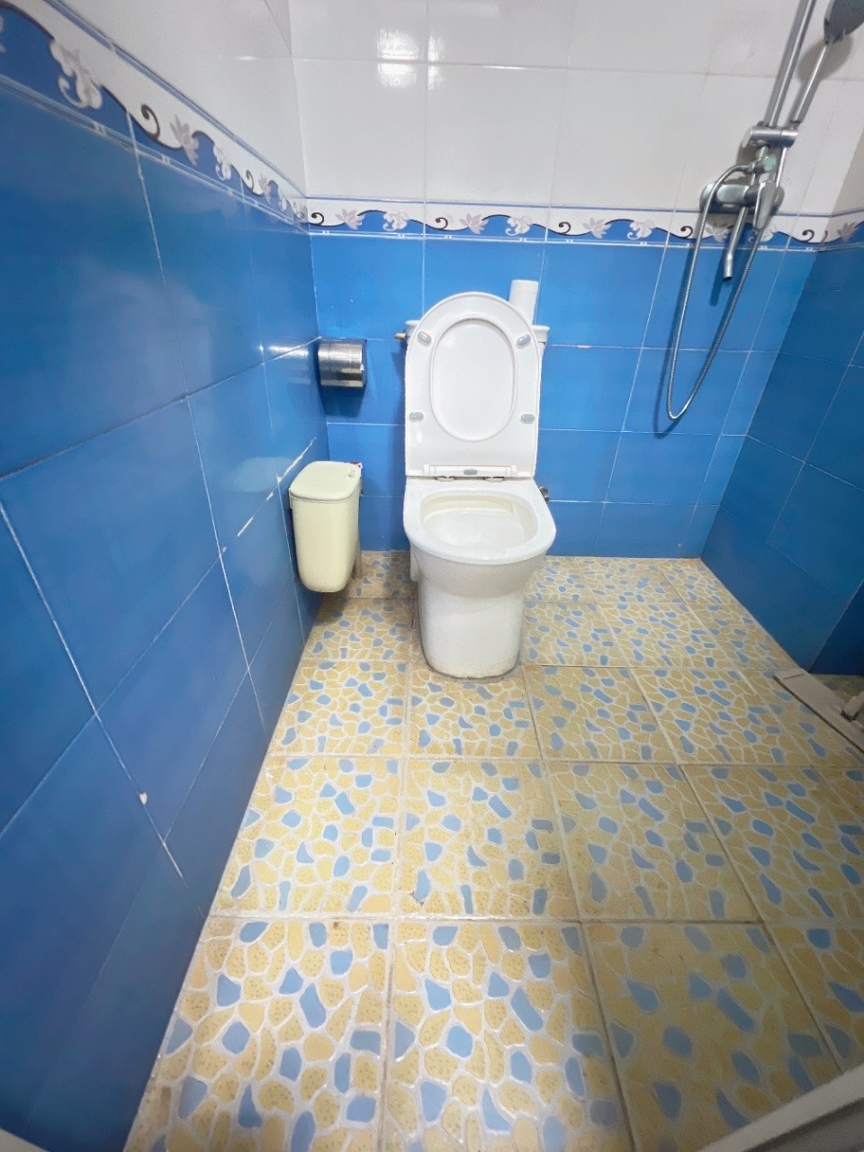 蓝海银座 1室0厅0卫 42.0万 蓝海银座 1室0厅0卫 42.0万客厅