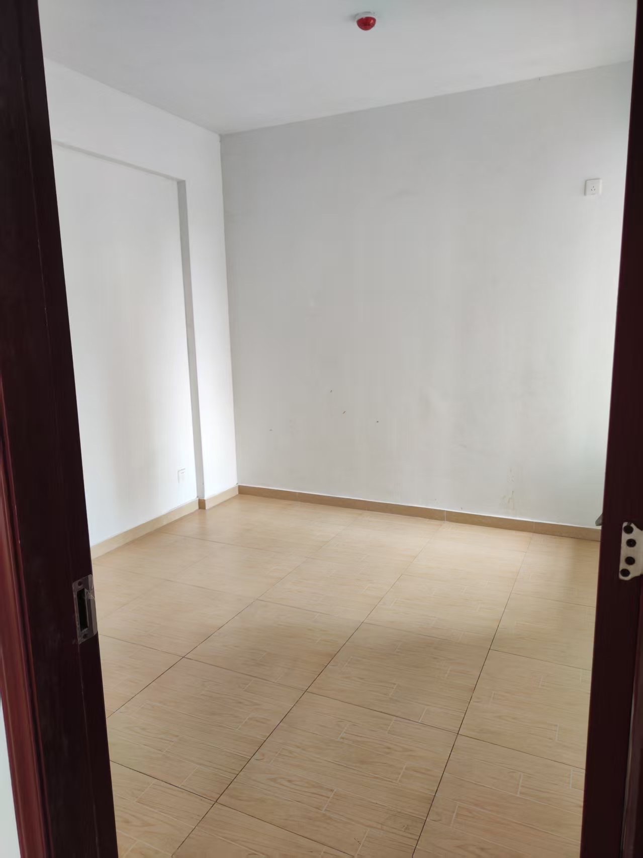 道客和悦坊  3室2厅2卫   2300.00元/月室内图