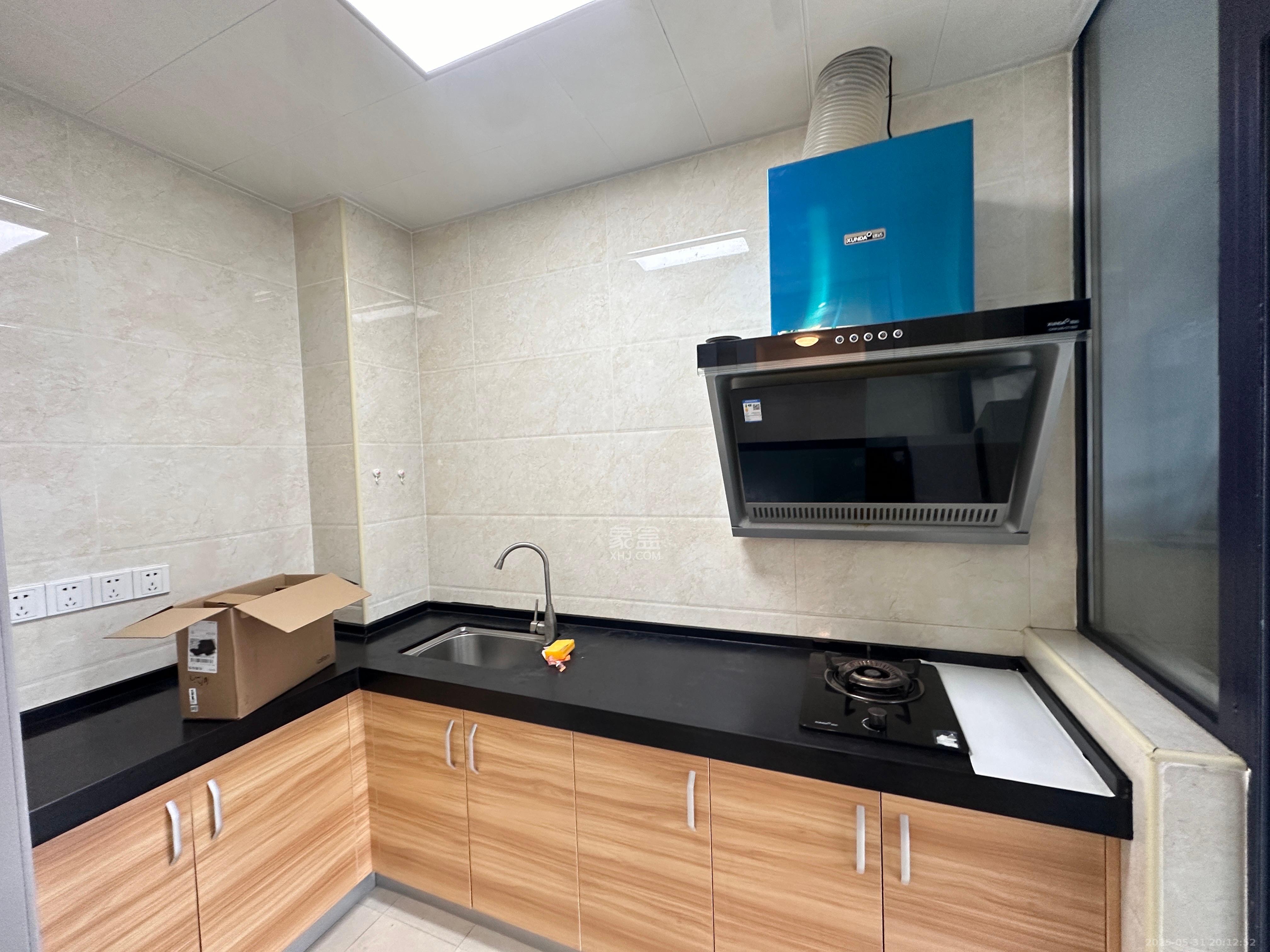 荣悦台  2室1厅1卫    3200.0元/月室内图