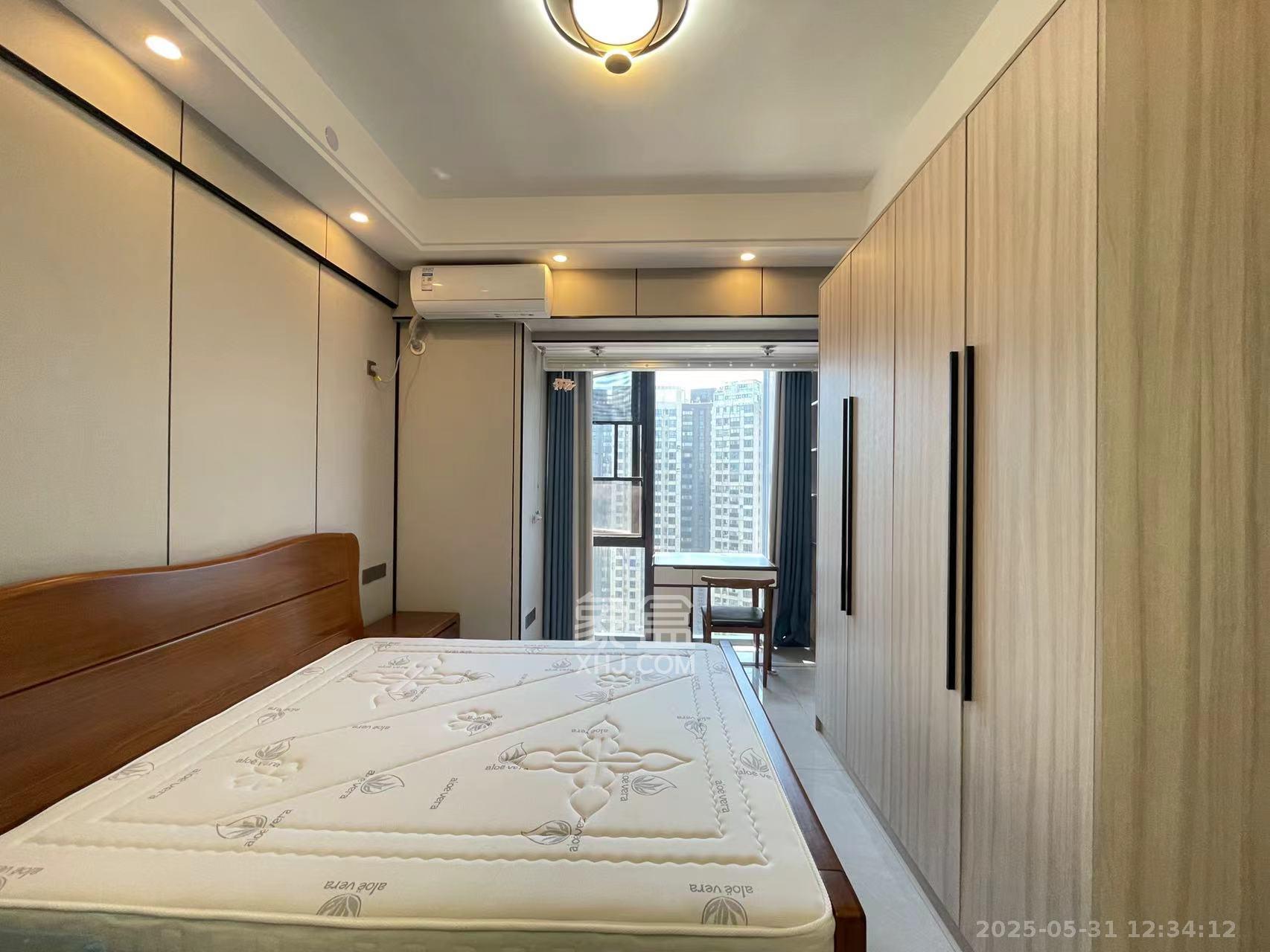 万润时光里  1室1厅1卫   2100.00元/月室内图