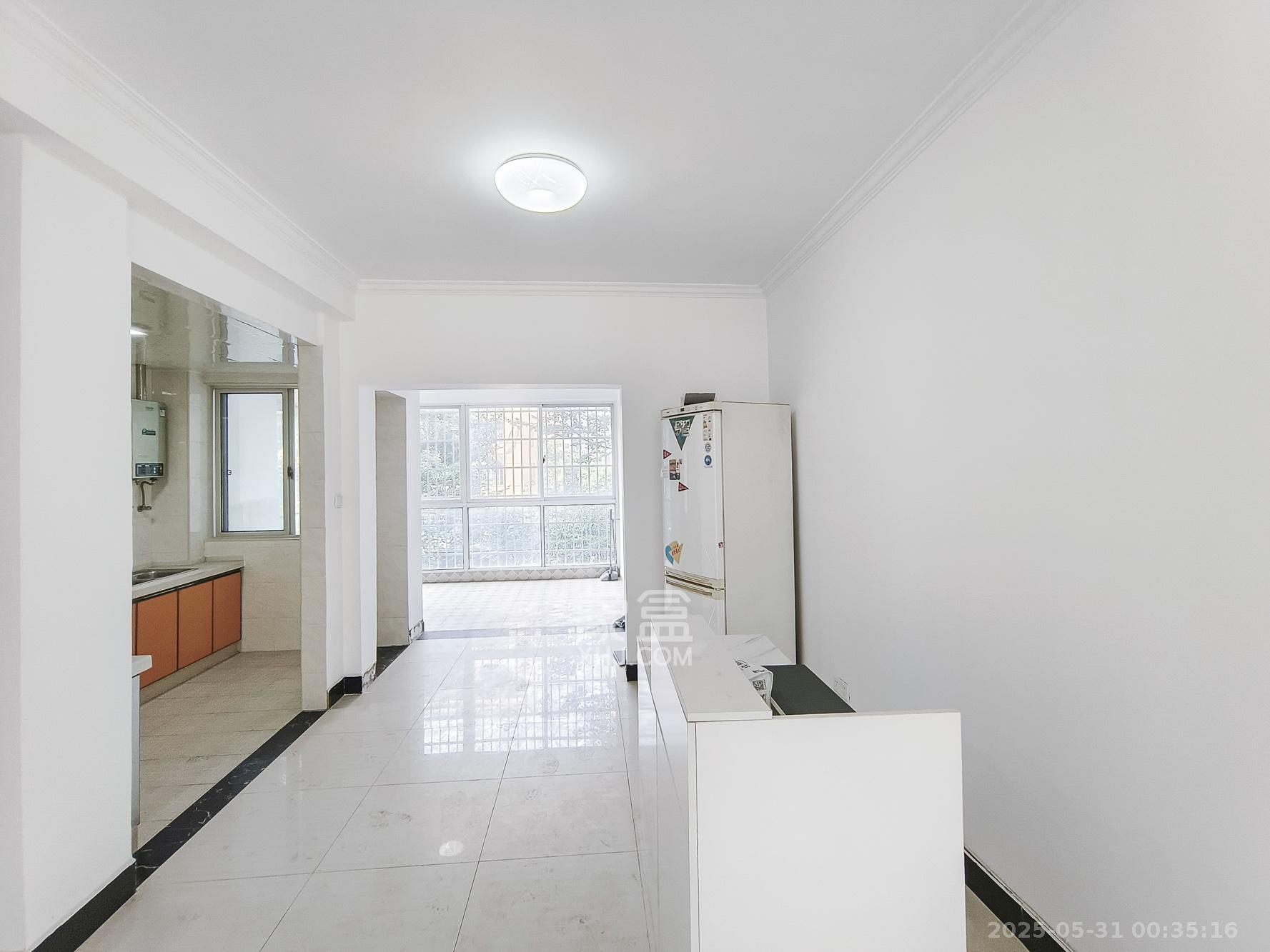 红树湾 3室2厅1卫 91.0万 红树湾 3室2厅1卫 91.0万客厅