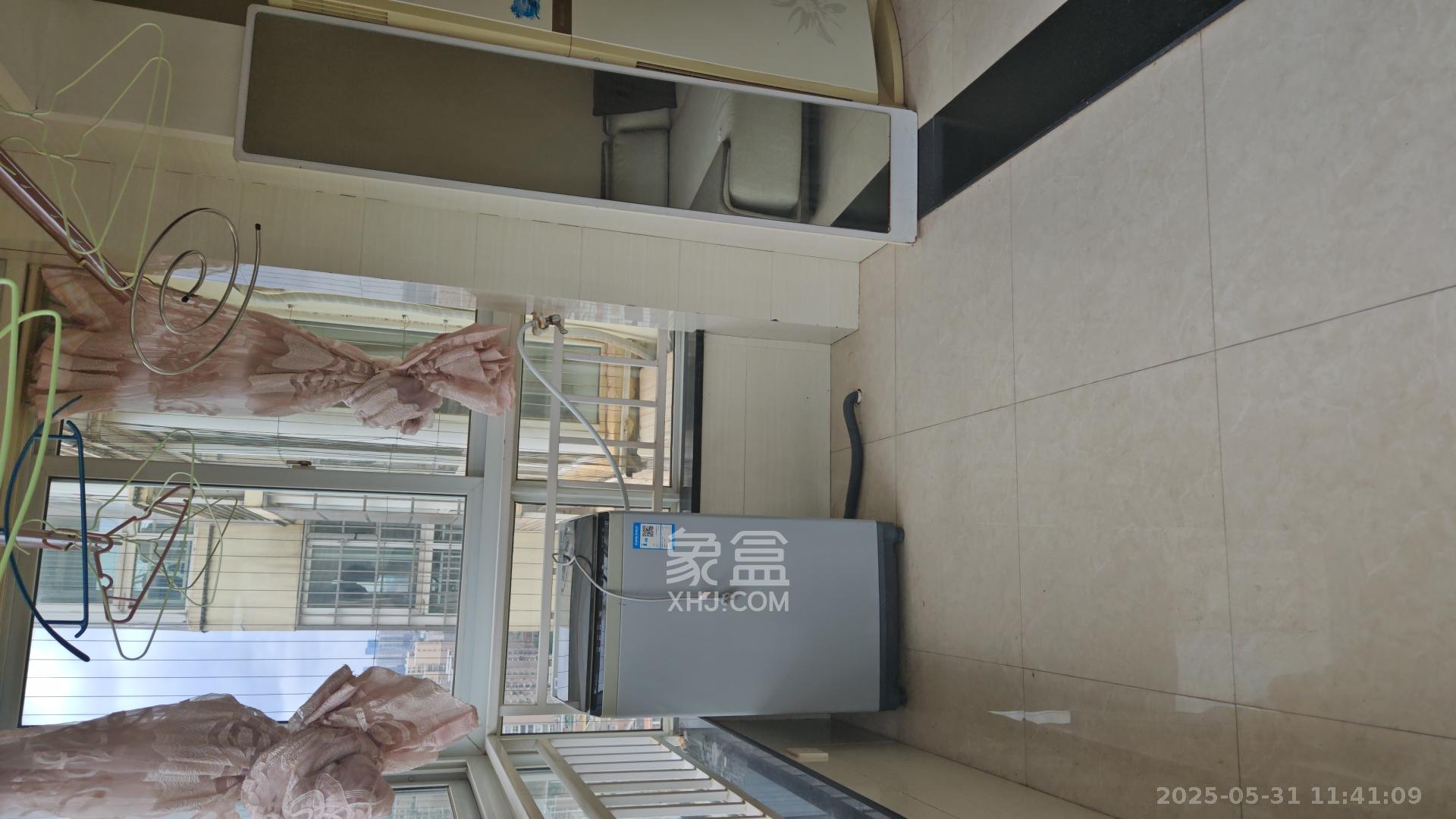 汇都公寓  3室1厅1卫    2600.0元/月室内图