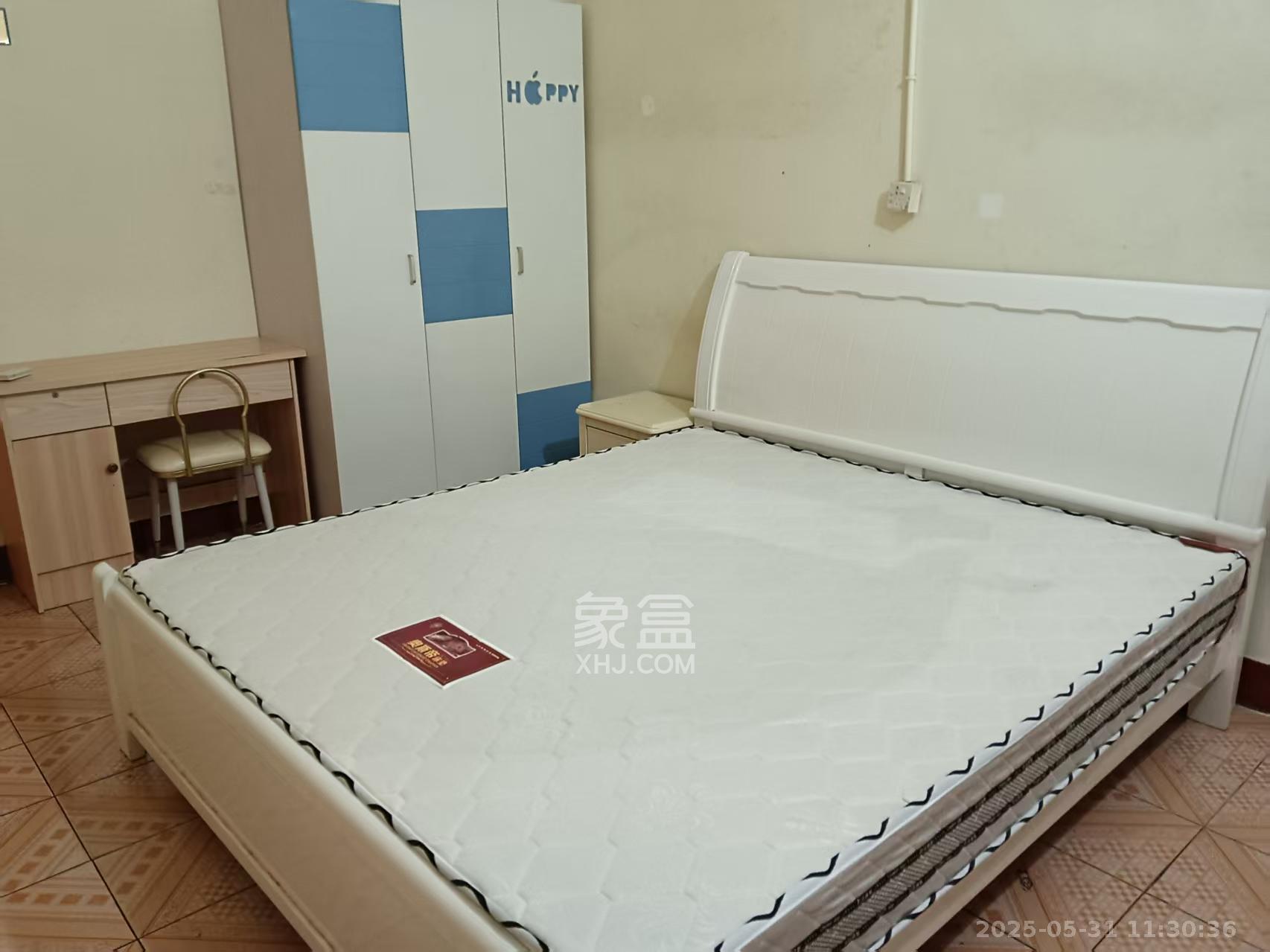 水泵厂宿舍  3室2厅1卫    1600.0元/月室内图