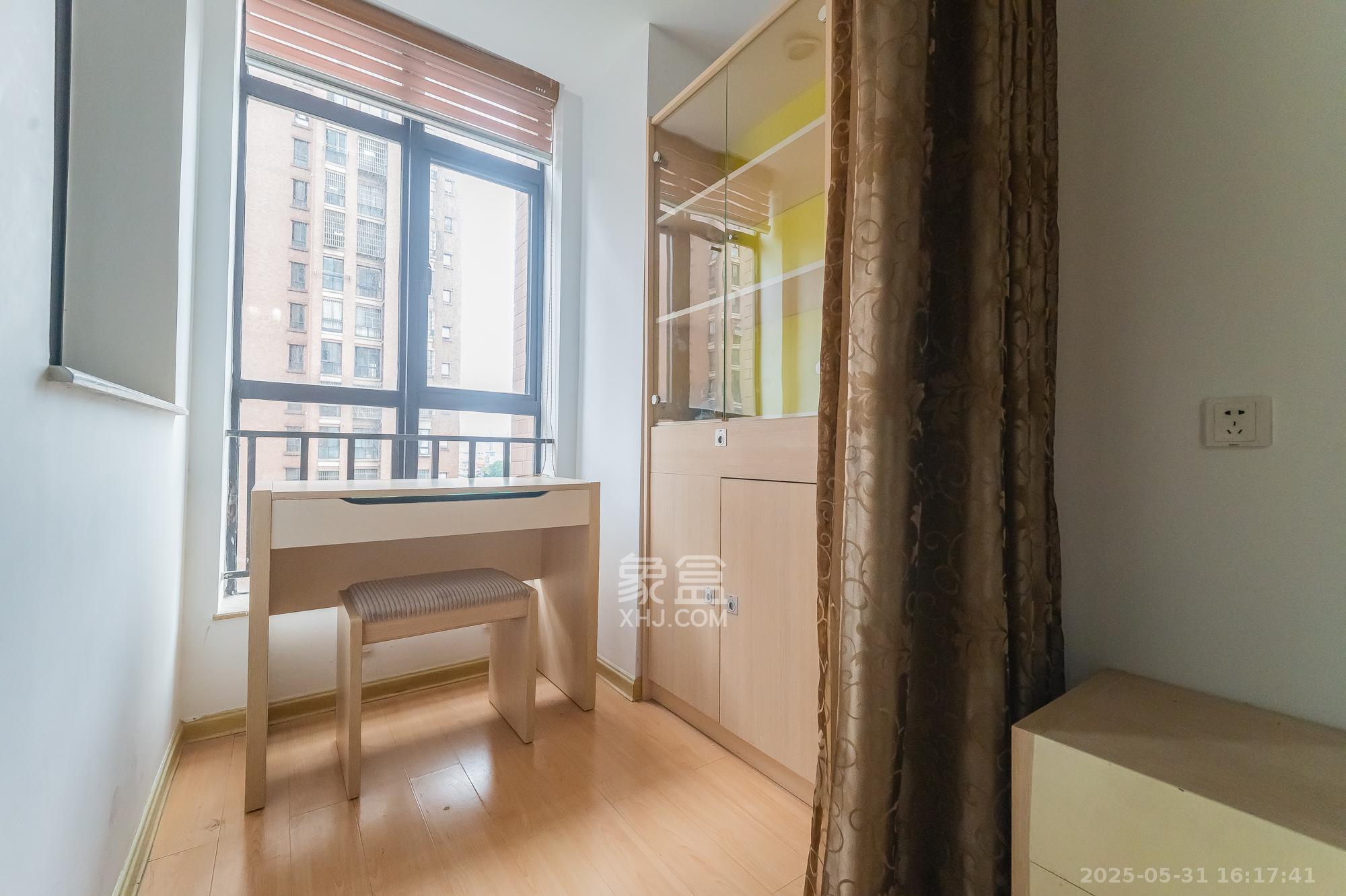 华润凤凰城一期 1室1厅1卫 32.0万 华润凤凰城一期 1室1厅1卫 32.0万卧室