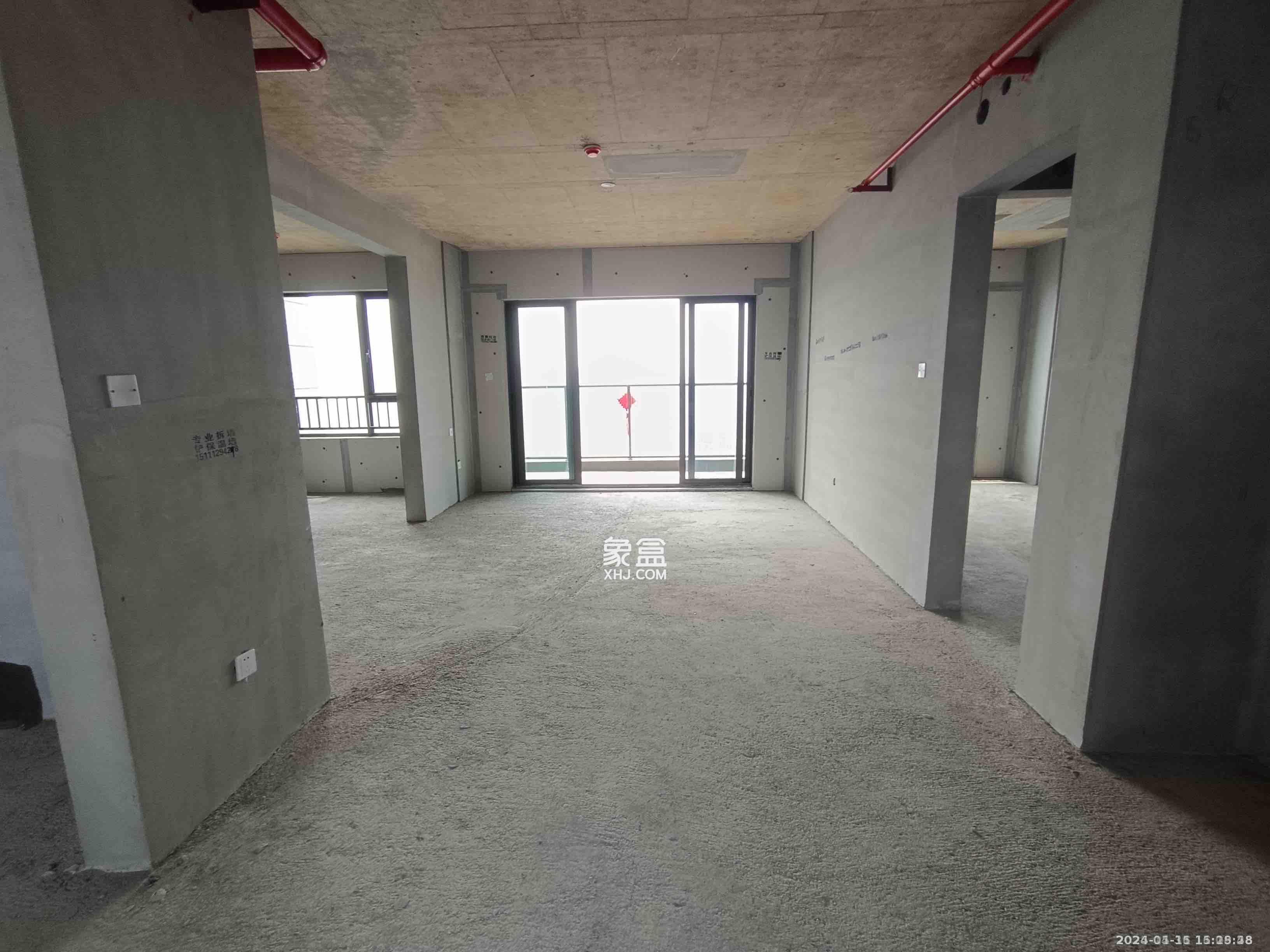 正荣滨江紫阙台  4室2厅2卫   1400.00元/月室内图