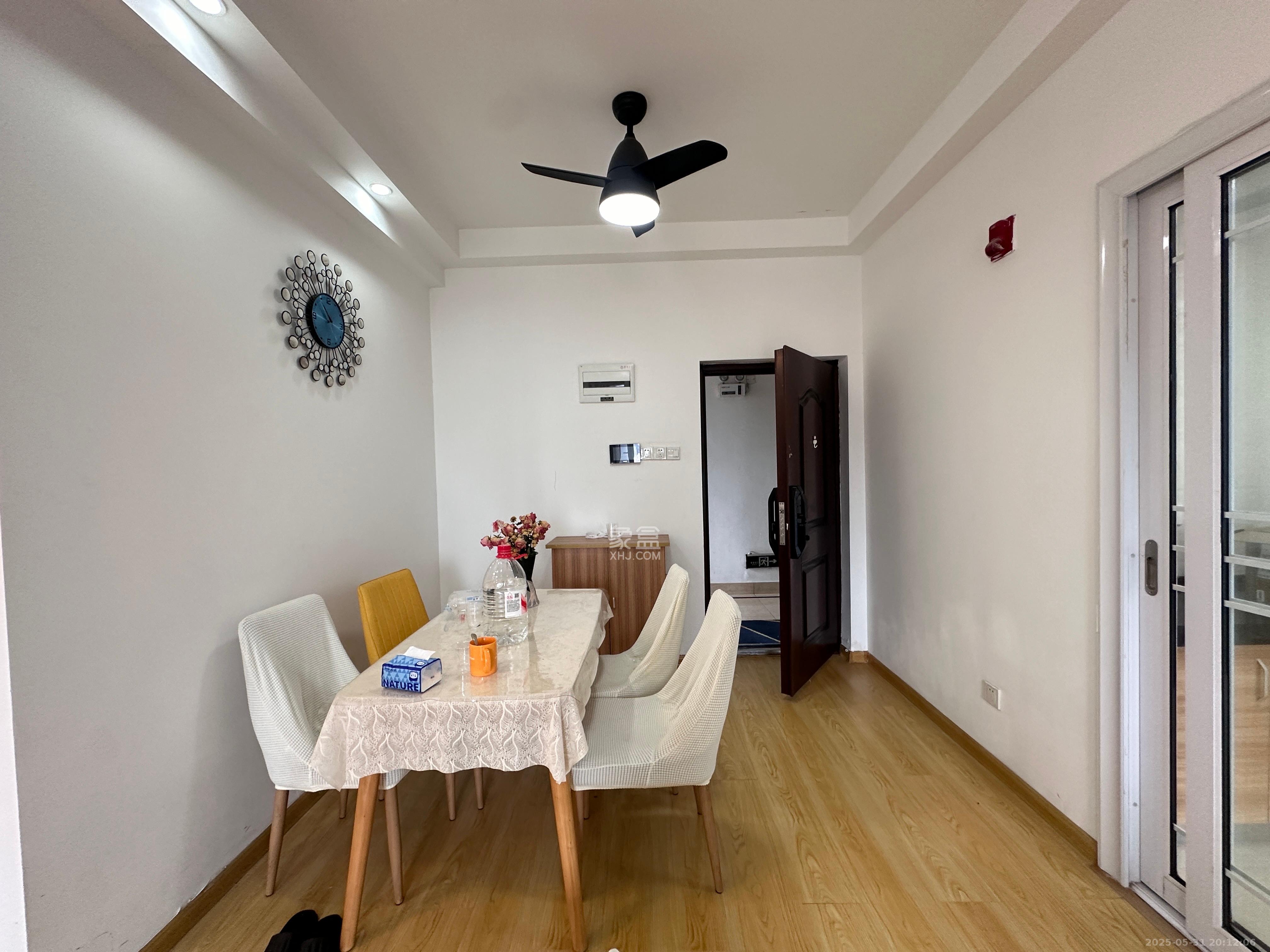 荣悦台  2室1厅1卫    3200.0元/月室内图