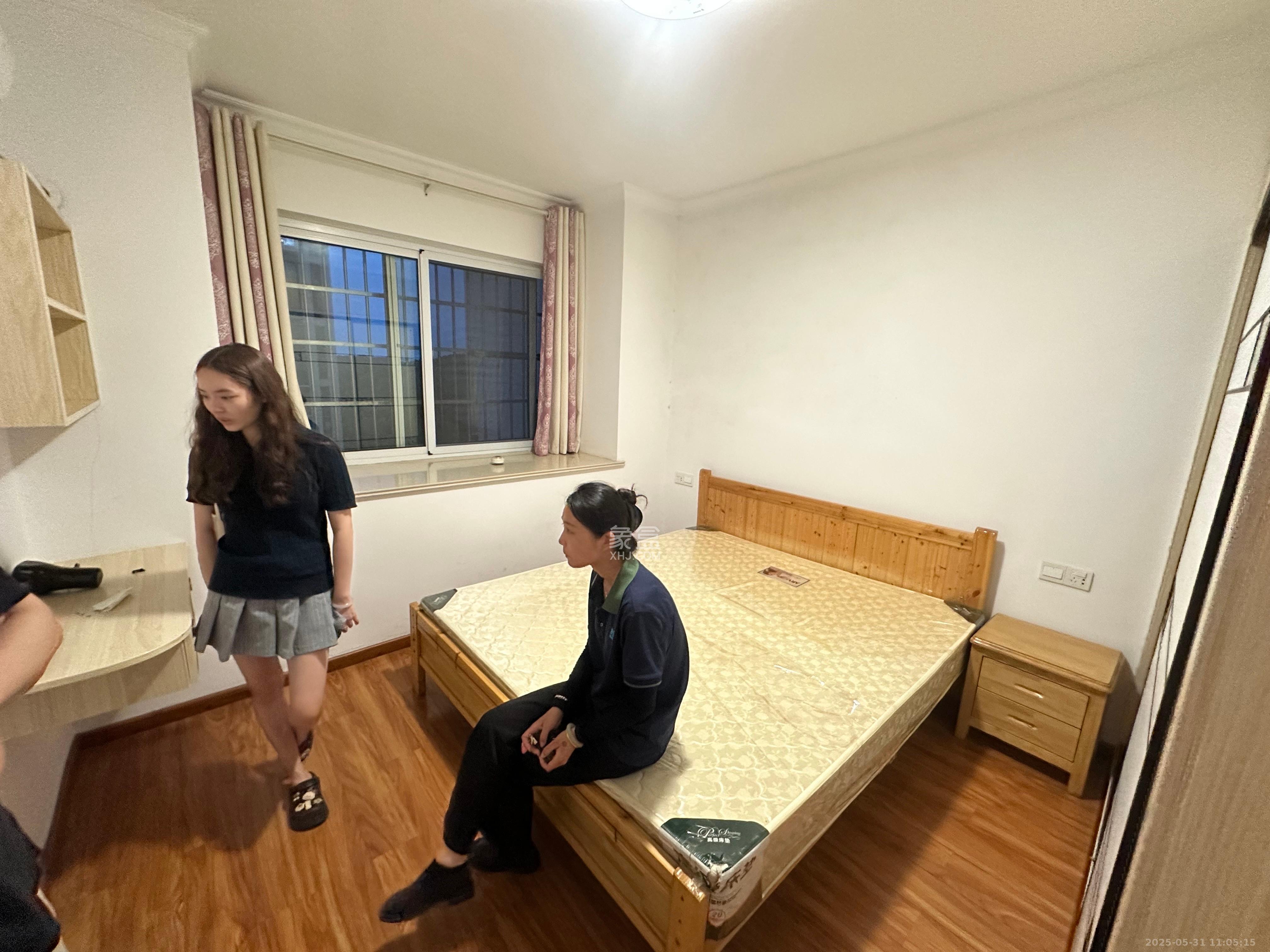 桥头家苑一期  2室1厅1卫   1600.00元/月室内图