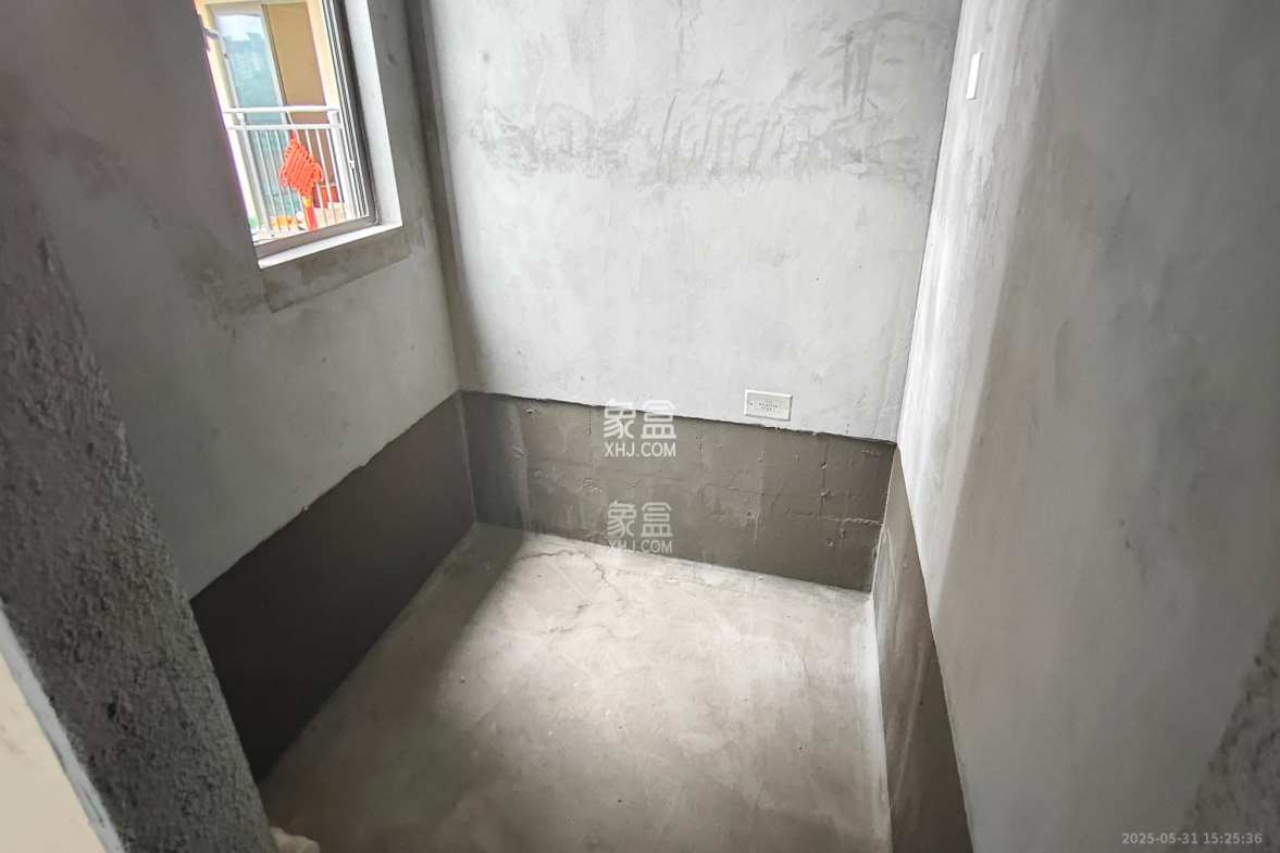 长沙北中心保利时代F区  3室2厅2卫    1000.0元/月 长沙北中心保利时代F区  3室2厅2卫    1000.0元/月室内图