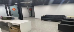 龙珠大厦  1室1厅1卫   4800.00元/月