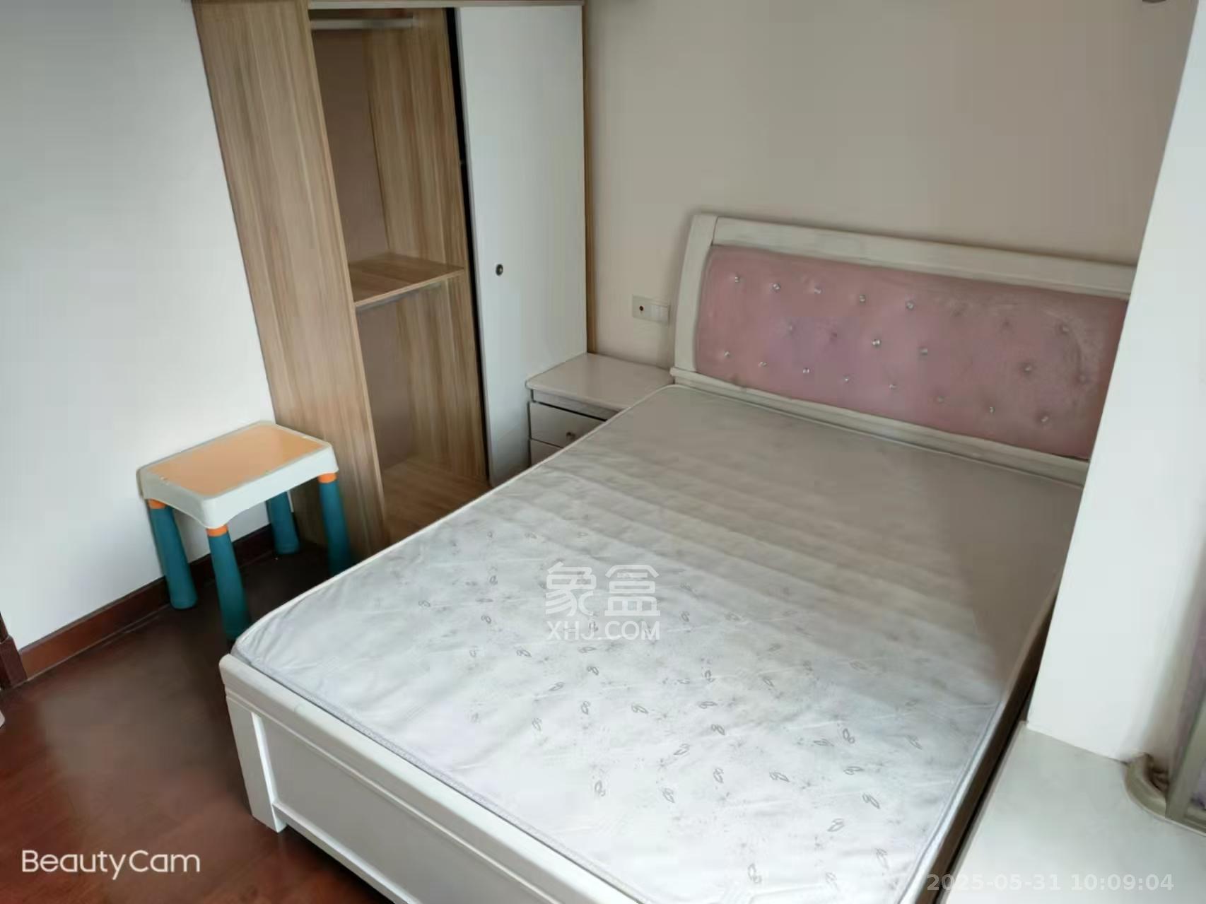 恒大翡翠华庭  2室2厅1卫   1800.00元/月室内图