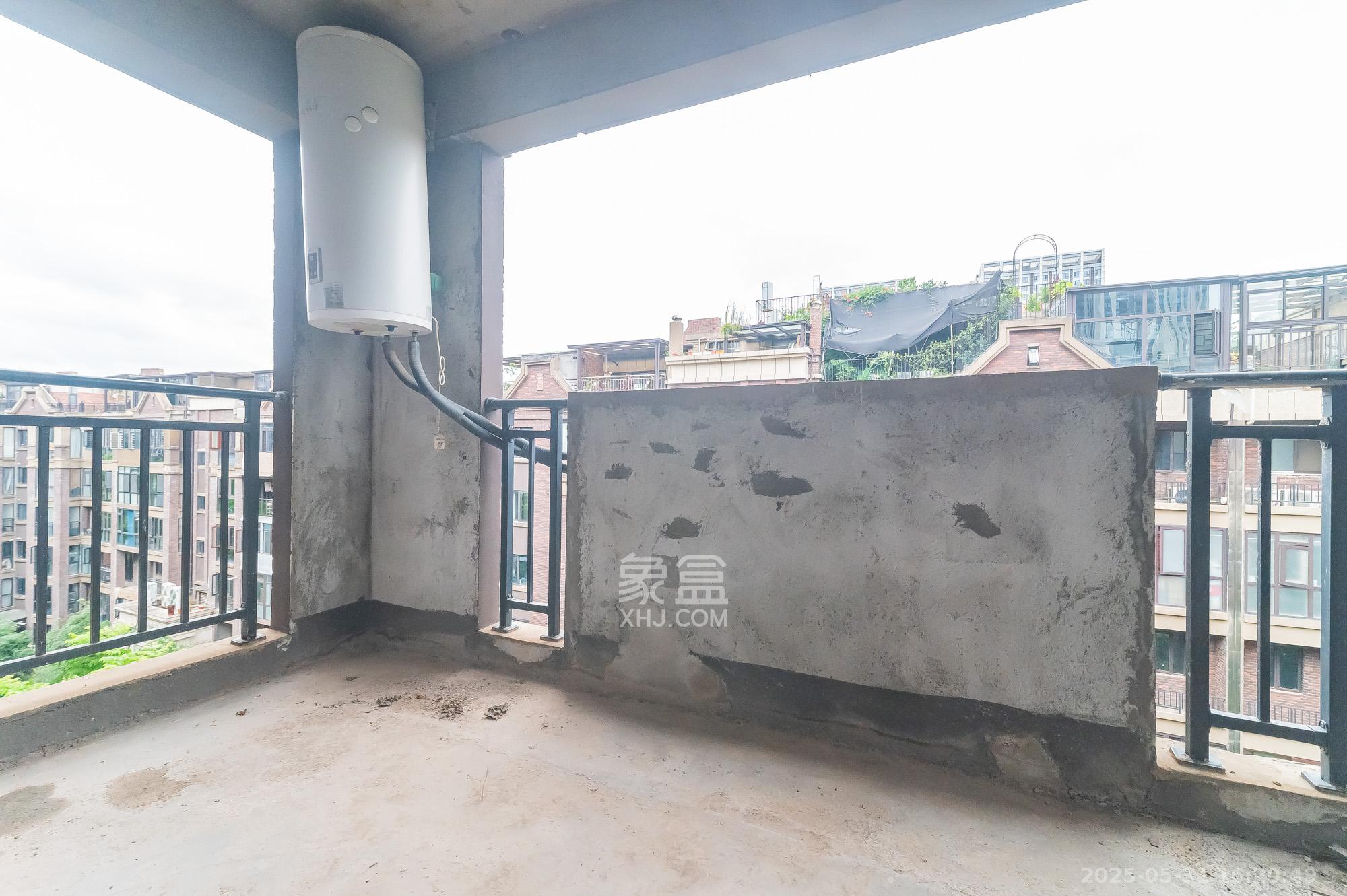 星湖湾二期洋房 5室2厅2卫 195.0万 星湖湾二期洋房 5室2厅2卫 195.0万其他