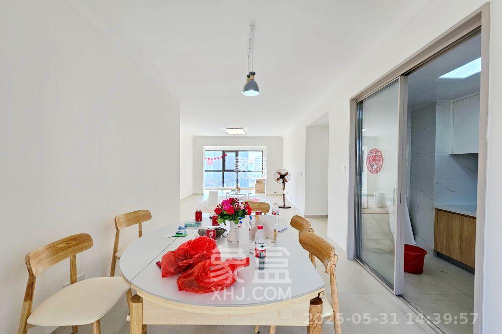 明昇壹城(明昇时代广场)二期 4室2厅2卫 4200.0元/月 明昇壹城(明昇时代广场)二期 4室2厅2卫 4200.0元/月室内图