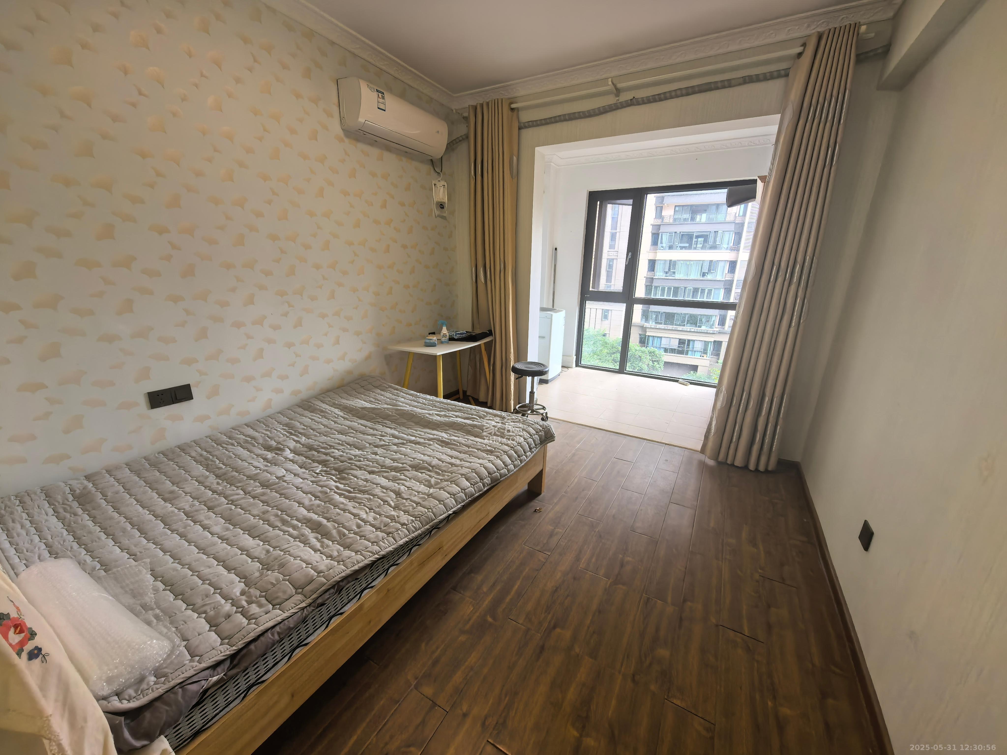 建发中央悦府  2室1厅1卫   2400.00元/月室内图