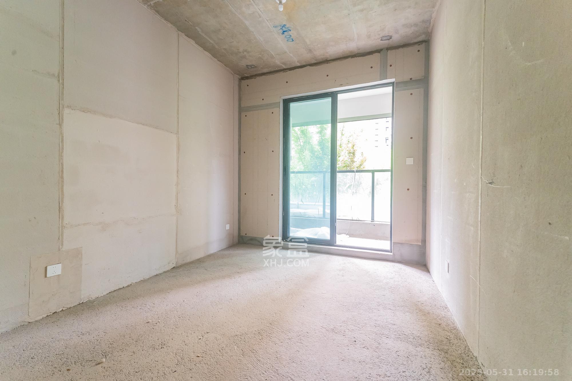 五矿万境松雅 5室2厅3卫 288.0万 五矿万境松雅 5室2厅3卫 288.0万其他