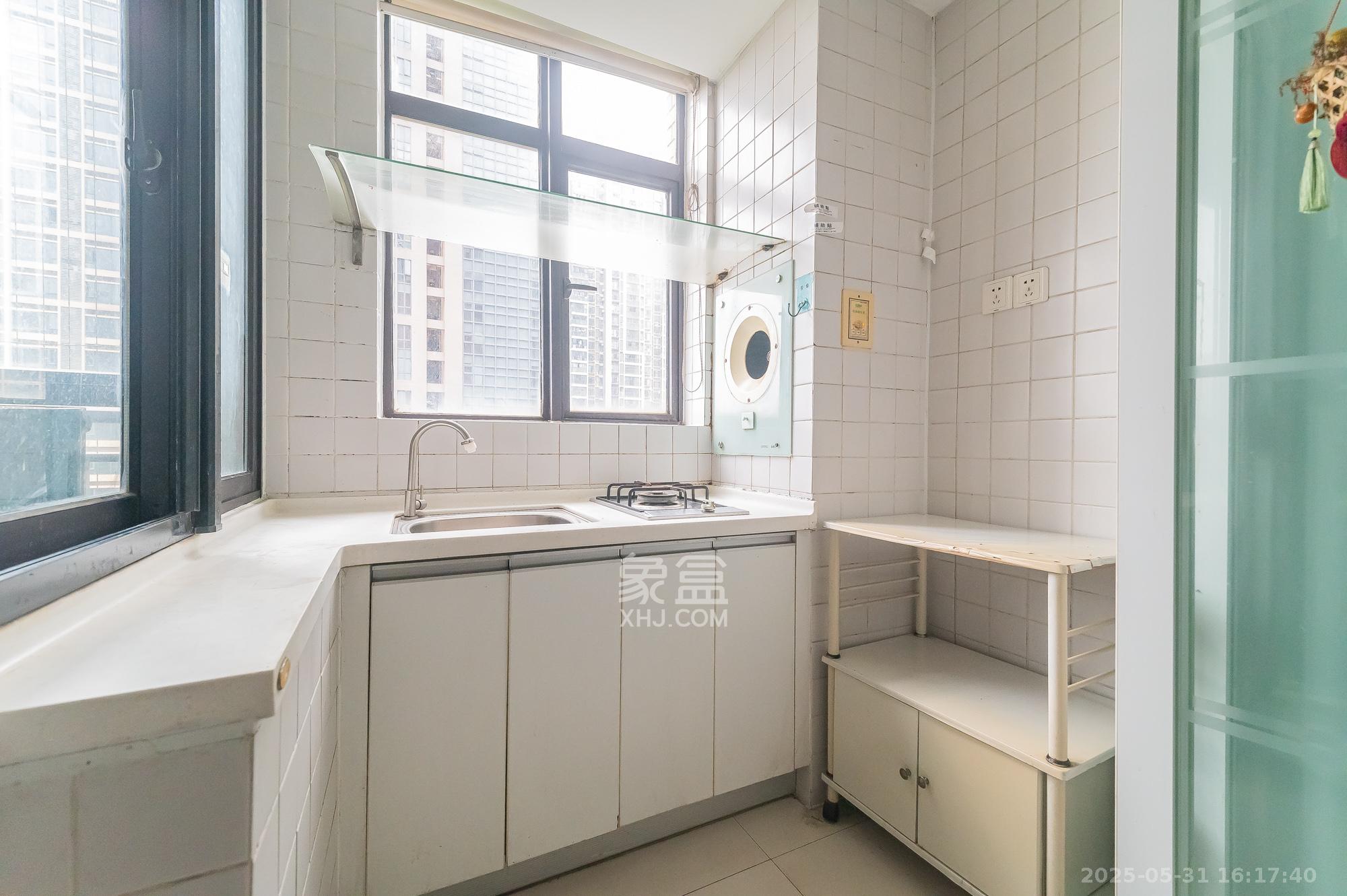 华润凤凰城一期 1室1厅1卫 32.0万 华润凤凰城一期 1室1厅1卫 32.0万厨房