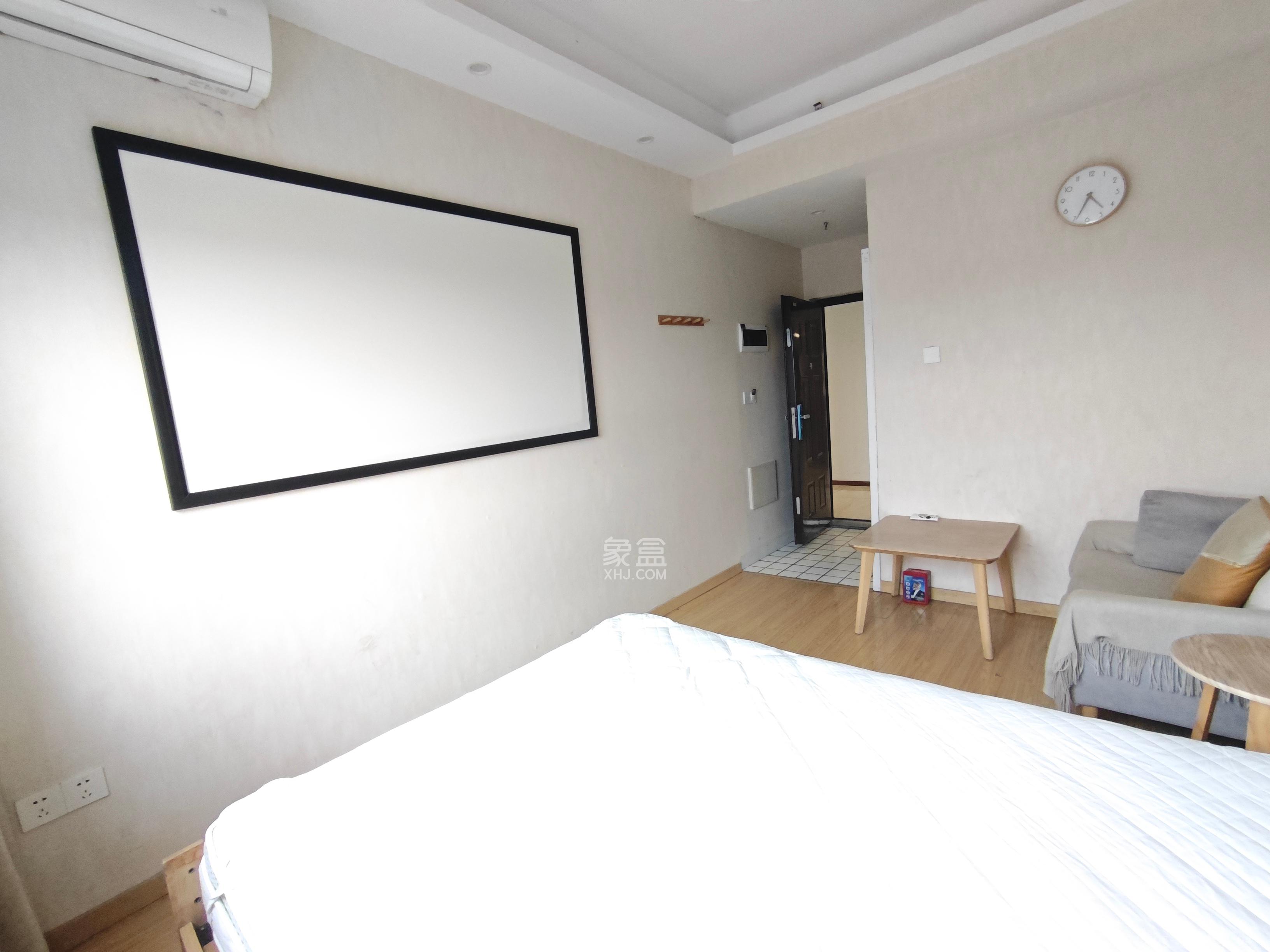 洋湖时代  1室1厅1卫   1200.00元/月室内图