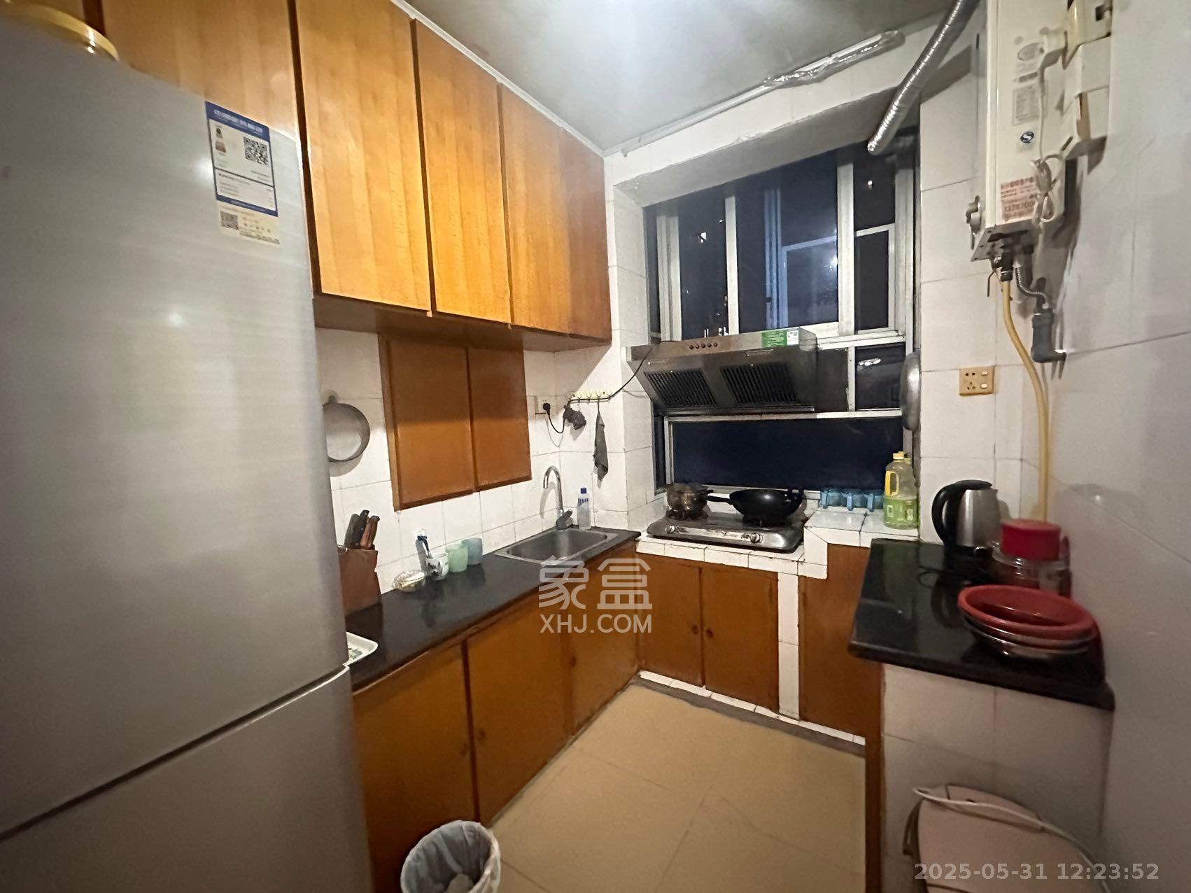 电位器厂宿舍  2室1厅1卫   1500.00元/月室内图