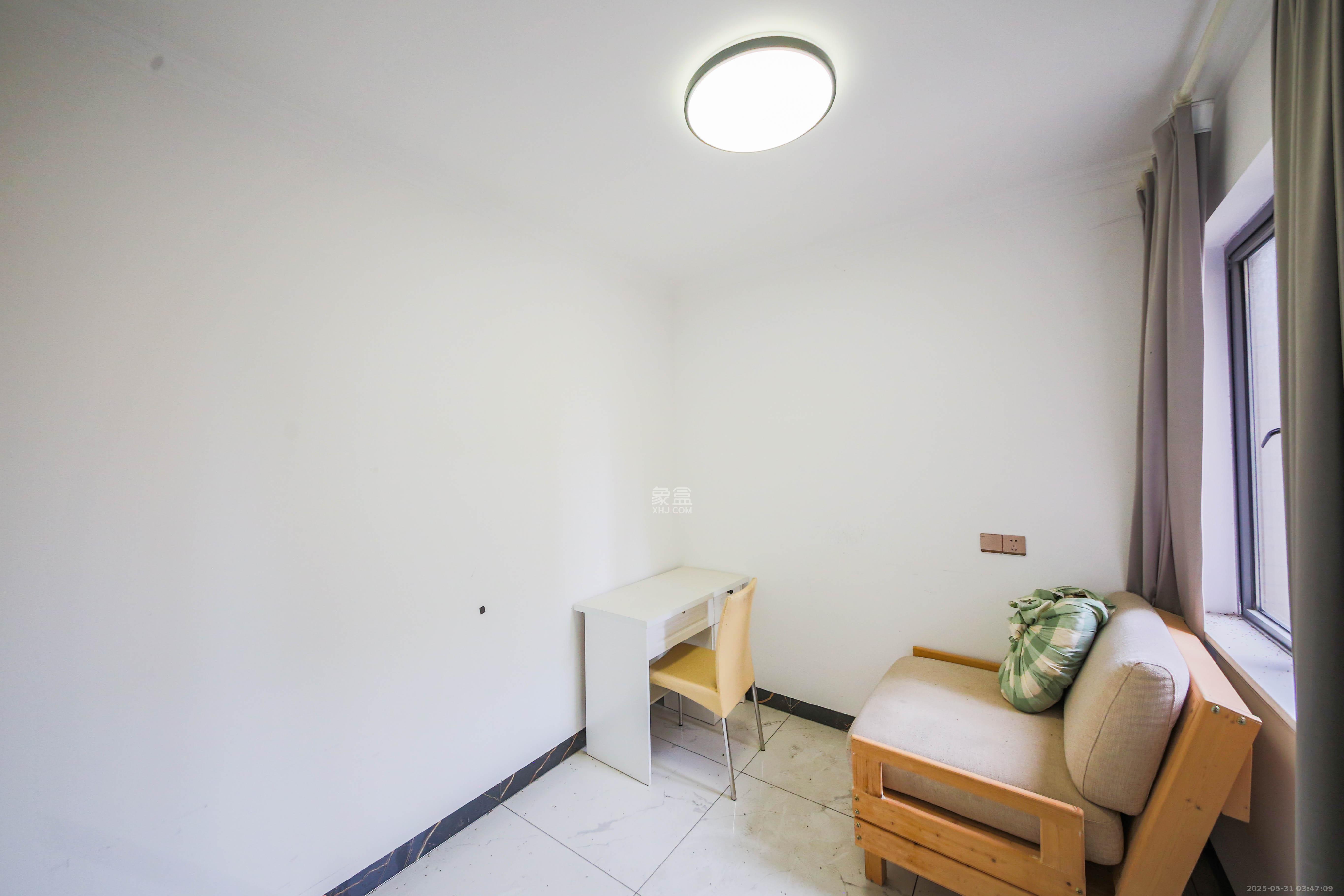 鑫远御文台二期 3室2厅1卫 87.8万 鑫远御文台二期 3室2厅1卫 87.8万卧室