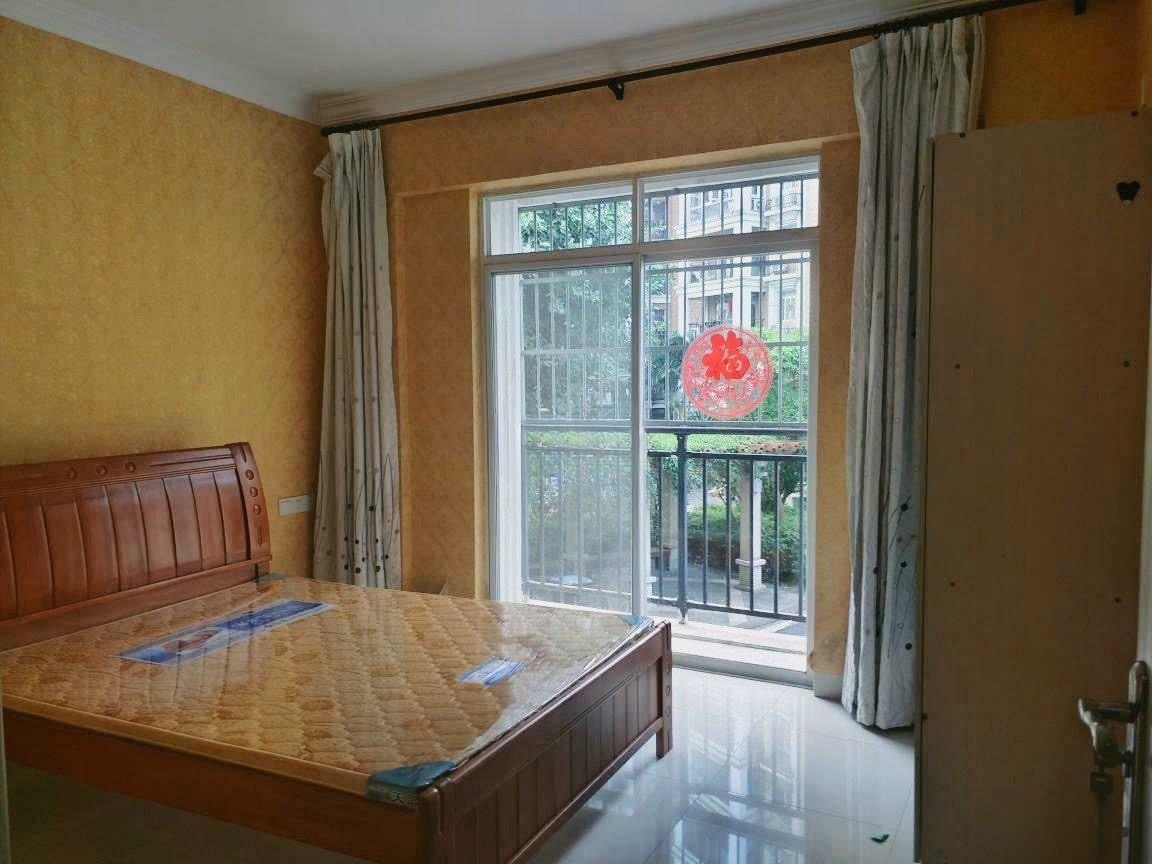 帝和华庭  2室1厅1卫   2400.00元/月室内图