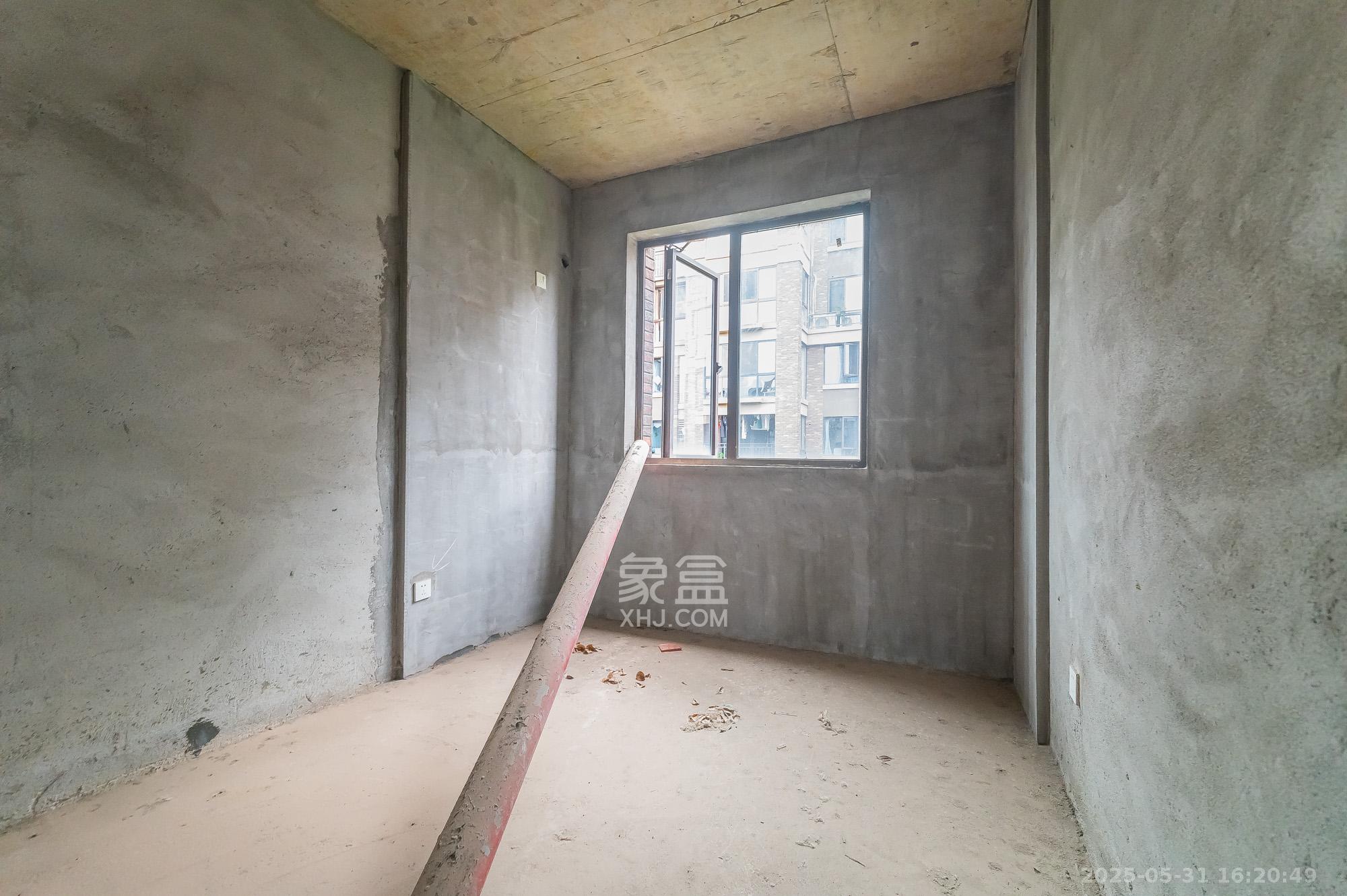 星湖湾二期洋房 5室2厅2卫 195.0万 星湖湾二期洋房 5室2厅2卫 195.0万其他