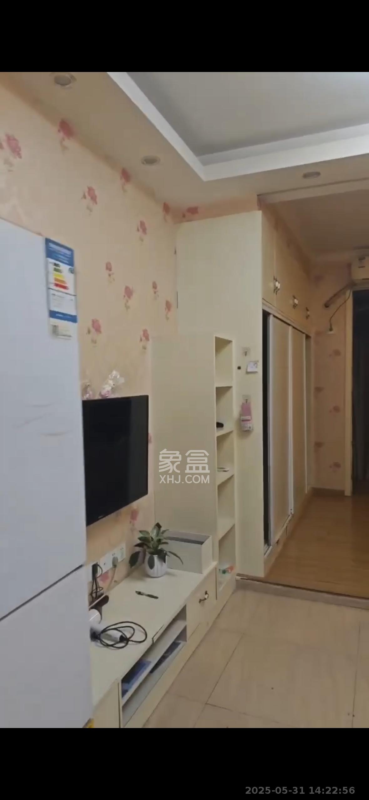 尊邸华庭  1室1厅1卫   1400.00元/月室内图