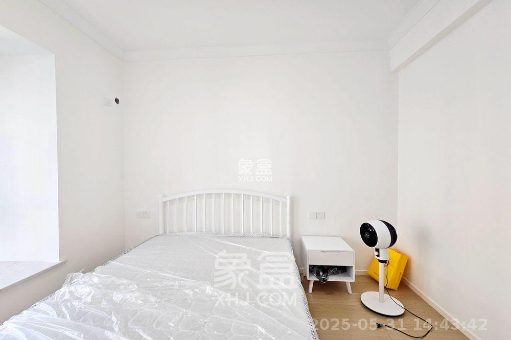 明昇壹城(明昇时代广场)二期 4室2厅2卫 4200.0元/月 明昇壹城(明昇时代广场)二期 4室2厅2卫 4200.0元/月室内图