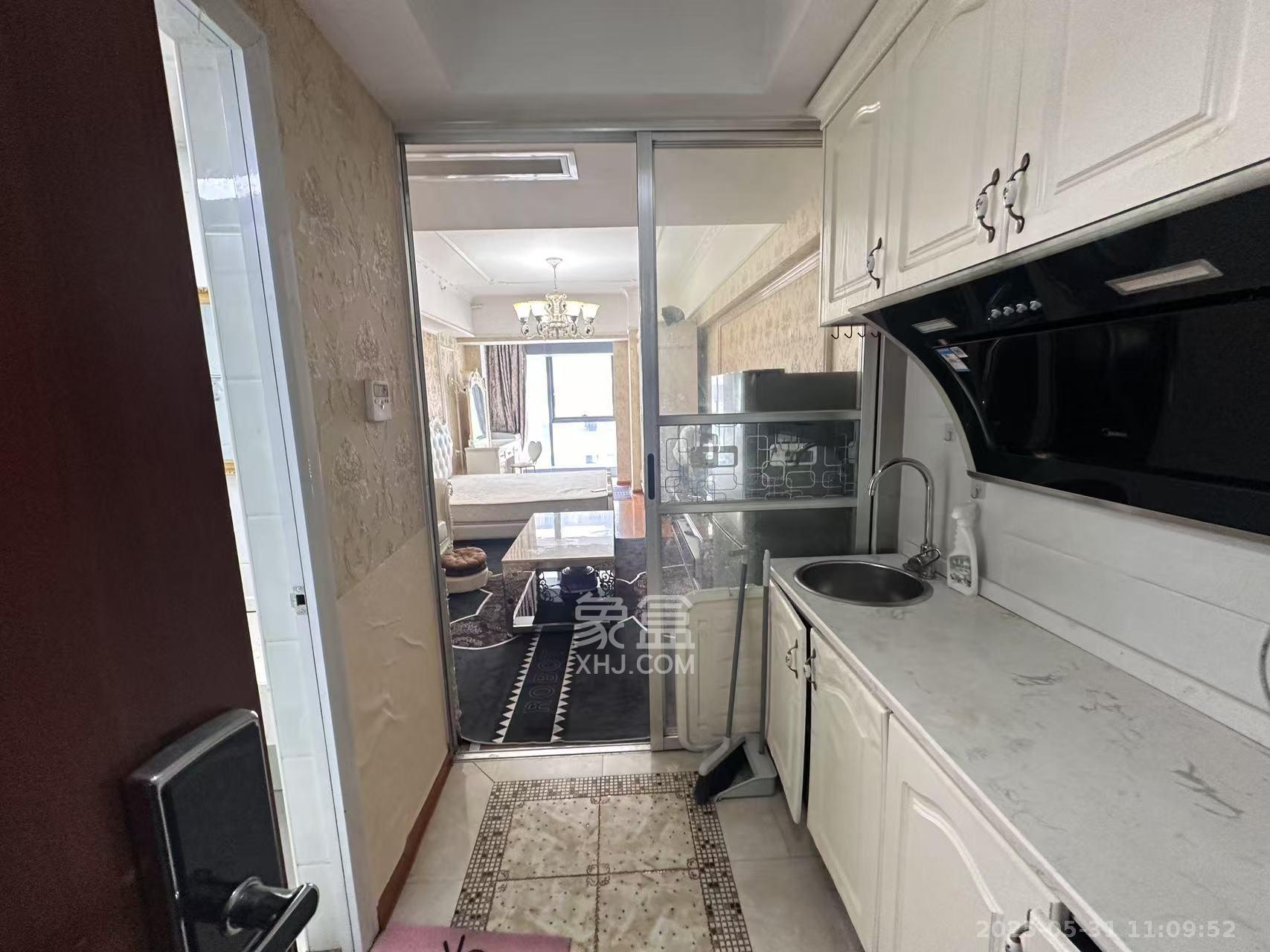 东怡外国(南湖一号) 1室1厅1卫 2000.0元/月 东怡外国(南湖一号) 1室1厅1卫 2000.0元/月室内图