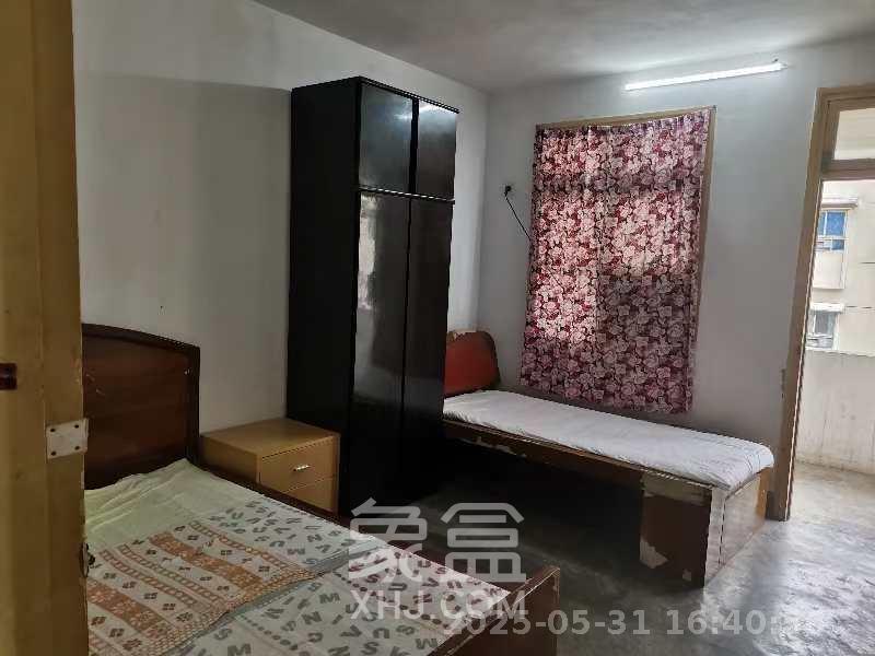 岳银小区（一二三五村）  2室1厅1卫   1800.00元/月室内图