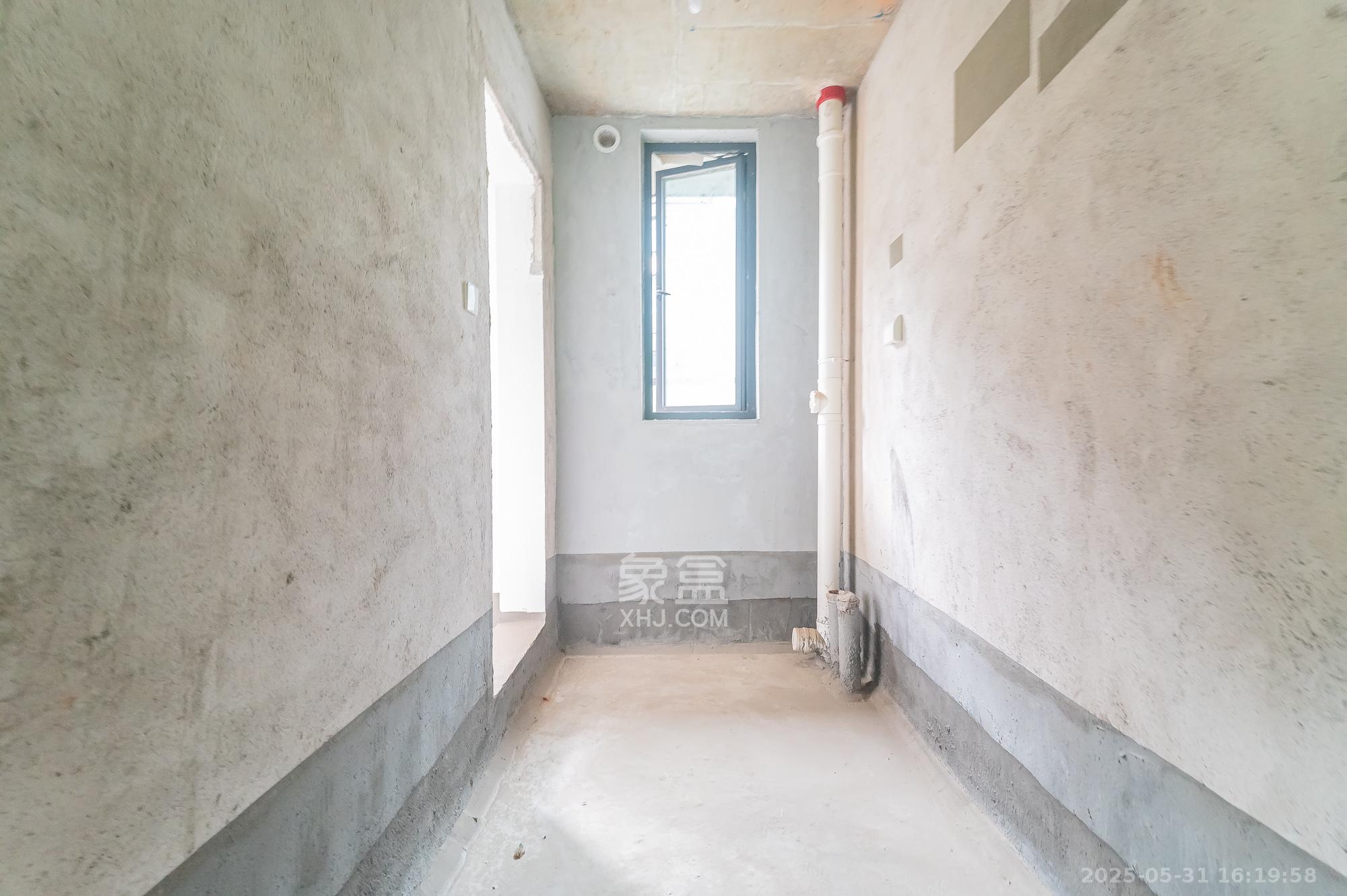 五矿万境松雅 5室2厅3卫 288.0万 五矿万境松雅 5室2厅3卫 288.0万其他