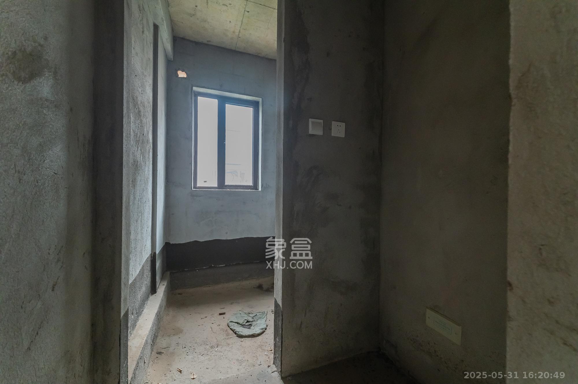 星湖湾二期洋房 5室2厅2卫 195.0万 星湖湾二期洋房 5室2厅2卫 195.0万其他