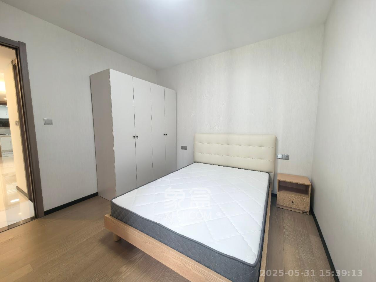 中海阅溪府  4室2厅2卫   3500.00元/月室内图