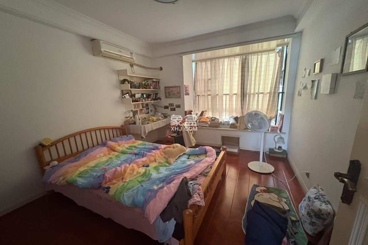 湘滨逸墅 5室2厅2卫 83.80万 湘滨逸墅 5室2厅2卫 83.80万室内图