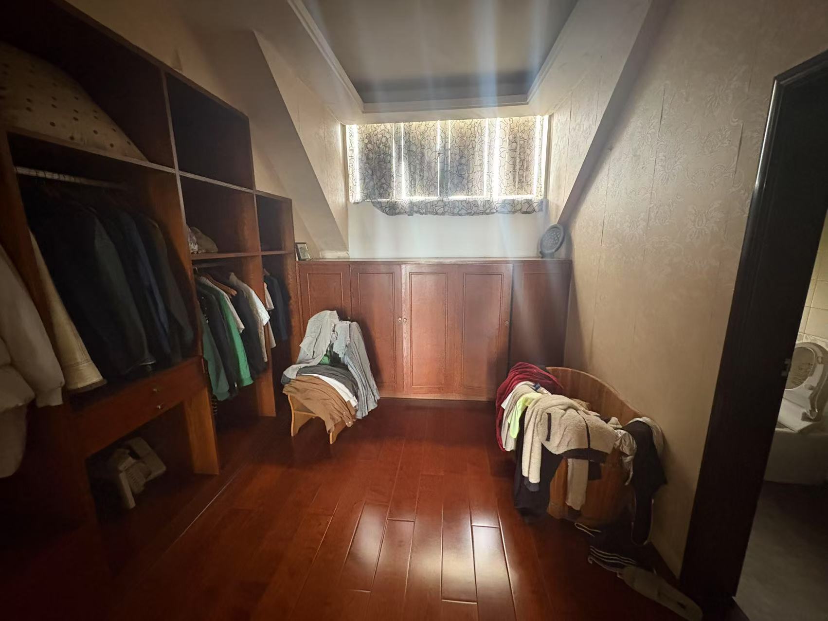 湘滨逸墅 5室2厅2卫 83.80万 湘滨逸墅 5室2厅2卫 83.80万室内图