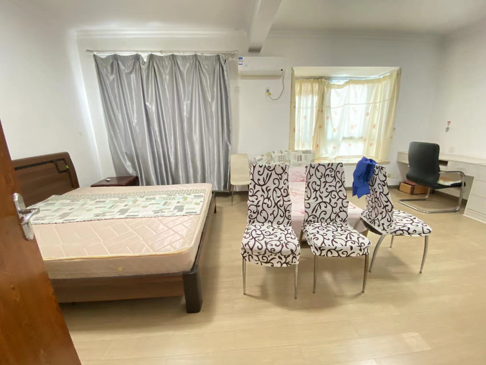 康馨佳园 3室2厅2卫 49.8万 康馨佳园 3室2厅2卫 49.8万室内图