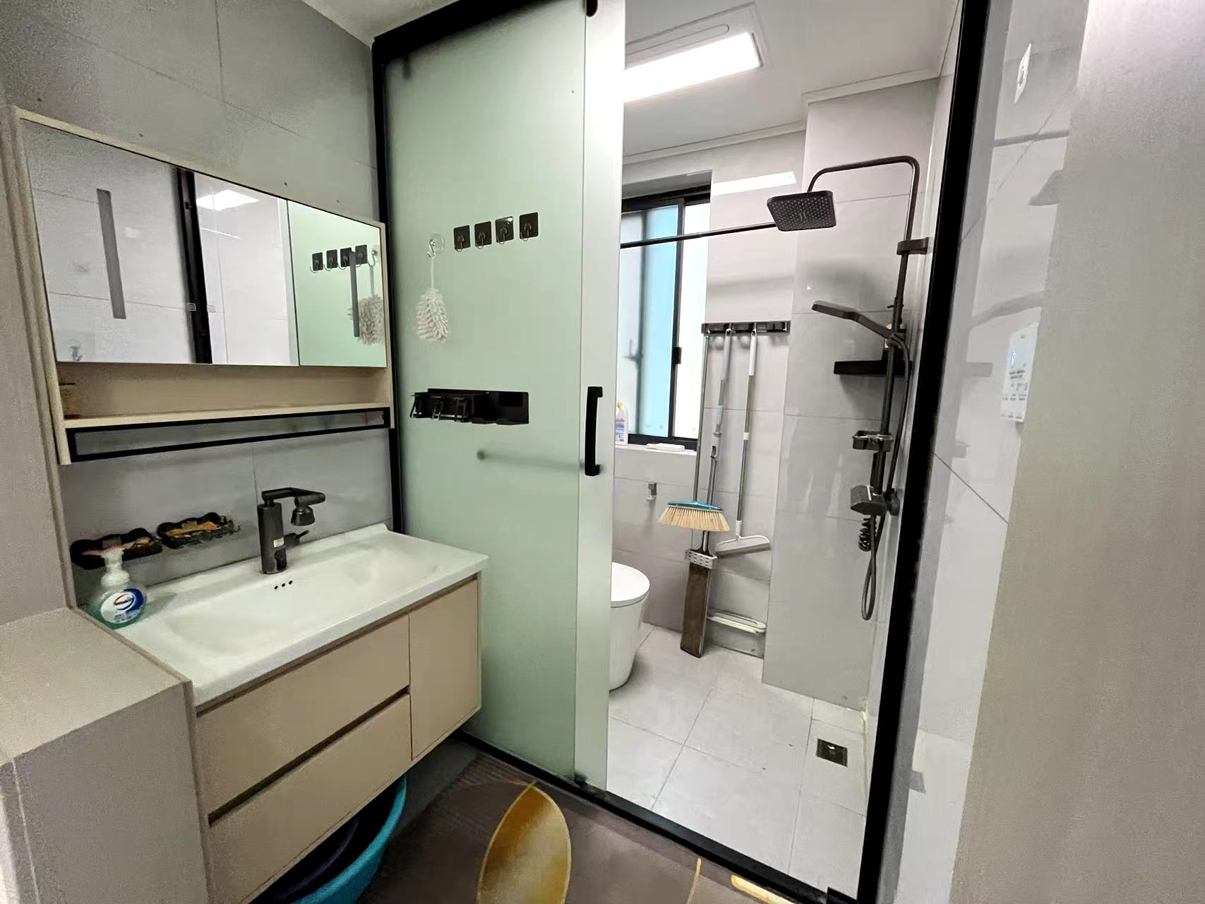 泰山一号  2室1厅1卫    45.0万 泰山一号  2室1厅1卫    45.0万室内图