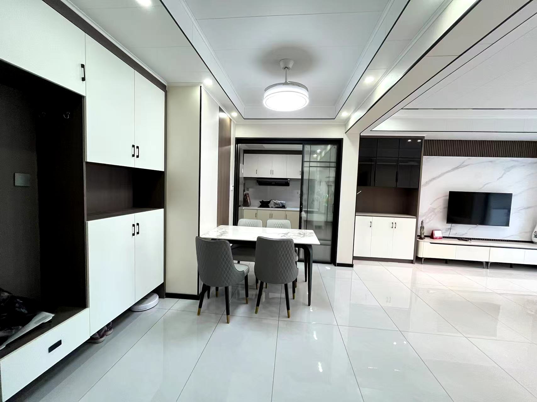 泰山一号  2室1厅1卫    45.0万 泰山一号  2室1厅1卫    45.0万室内图