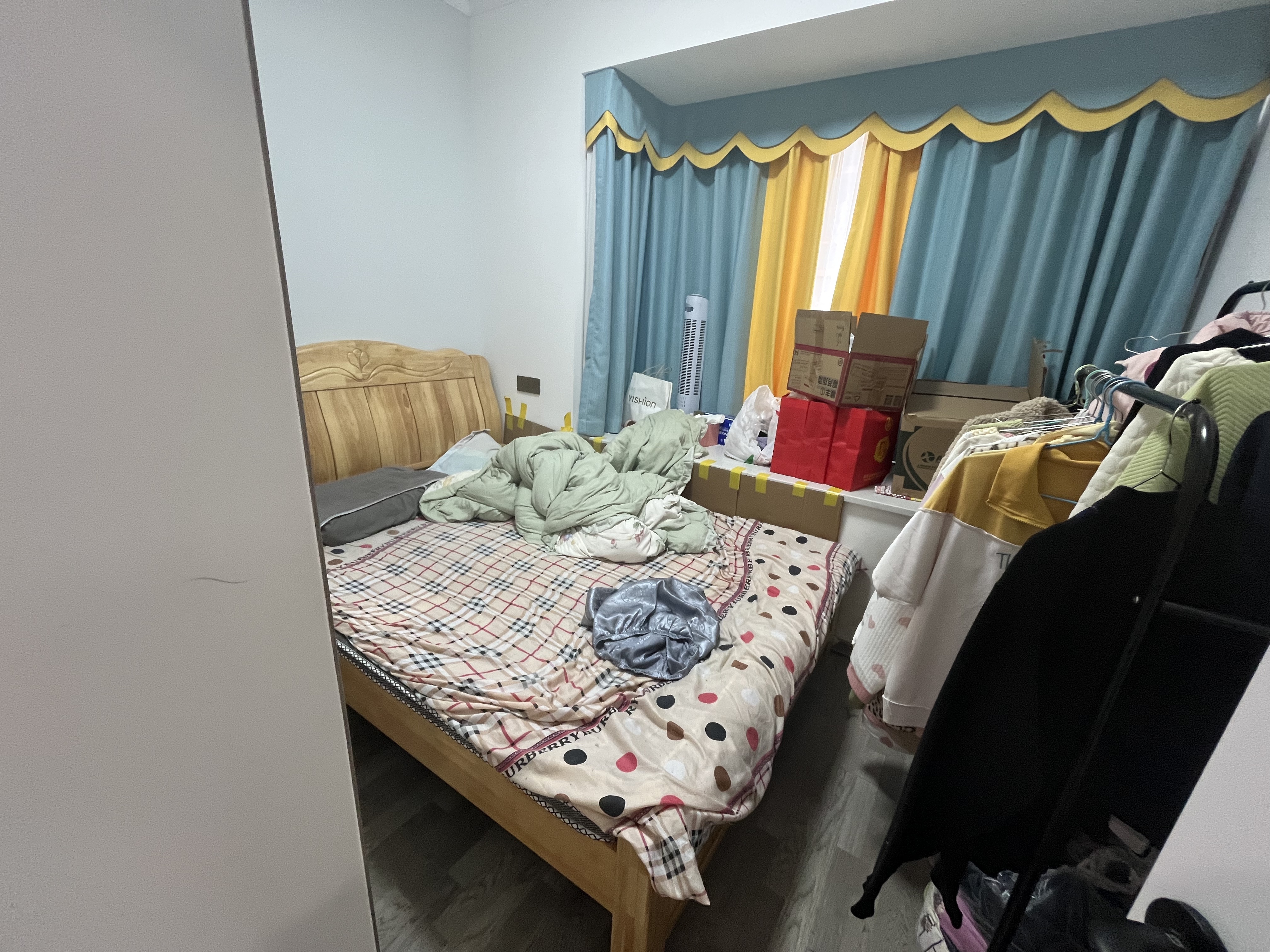 时代新城（翰林府）  3室2厅2卫   60.00万室内图