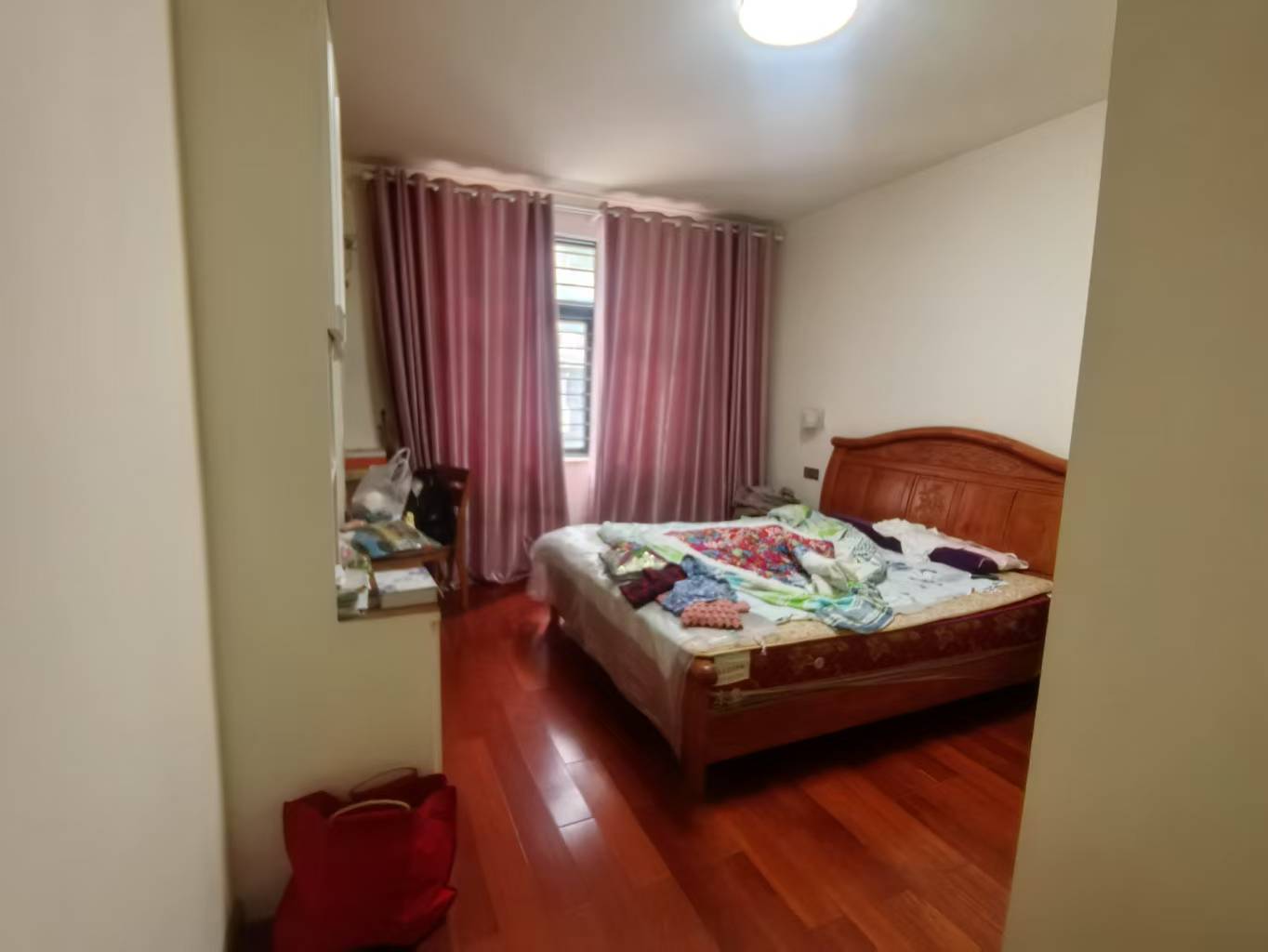 嘉盛华府 4室2厅3卫 89.8万 嘉盛华府 4室2厅3卫 89.8万室内图