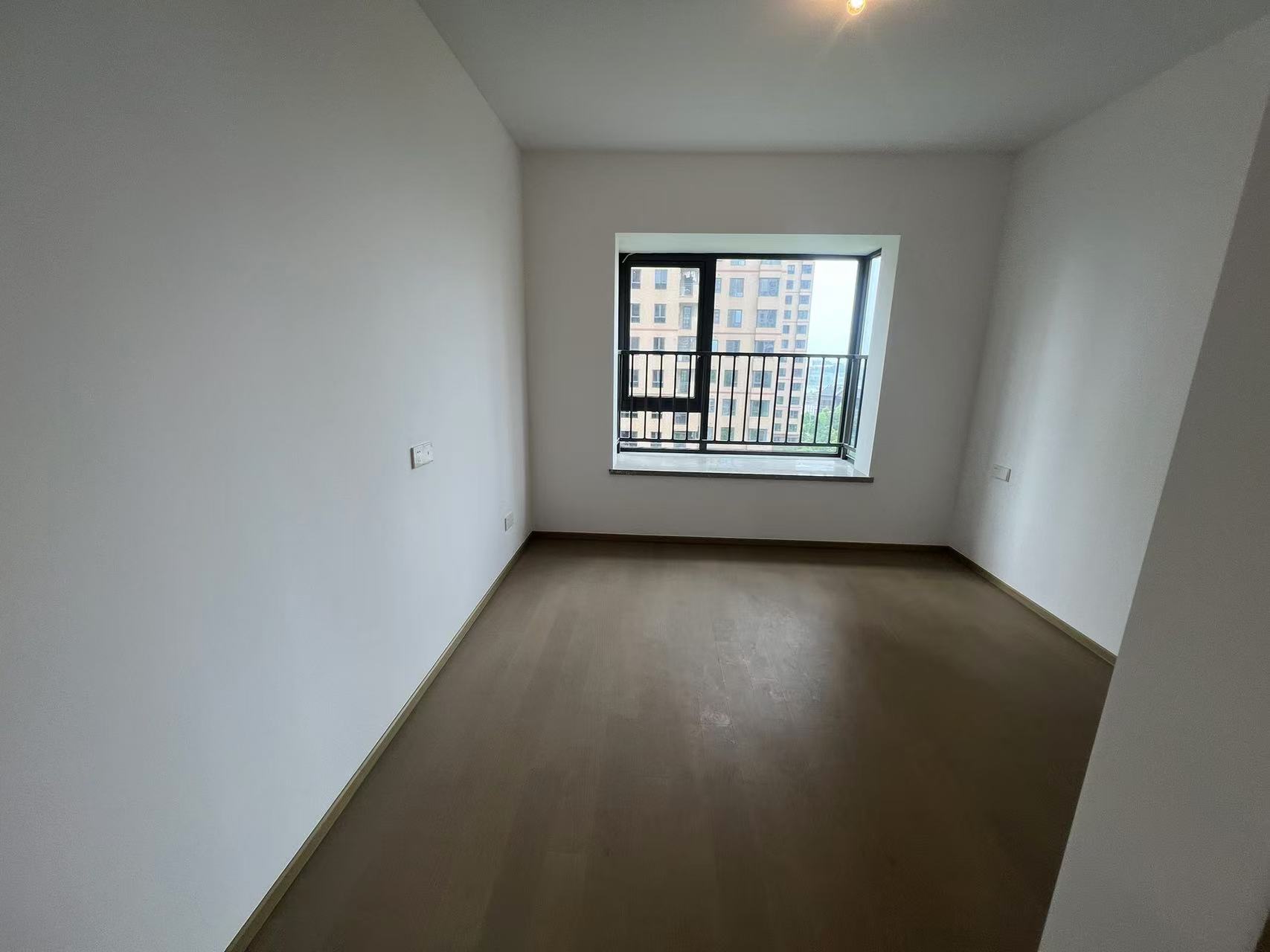 晋合湘水湾七期 4室2厅2卫 97.0万 晋合湘水湾七期 4室2厅2卫 97.0万室内图