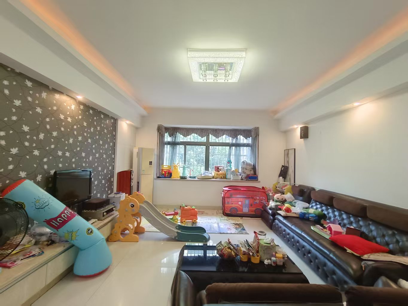 欣佳花园 4室2厅2卫 59.8万 欣佳花园 4室2厅2卫 59.8万室内图