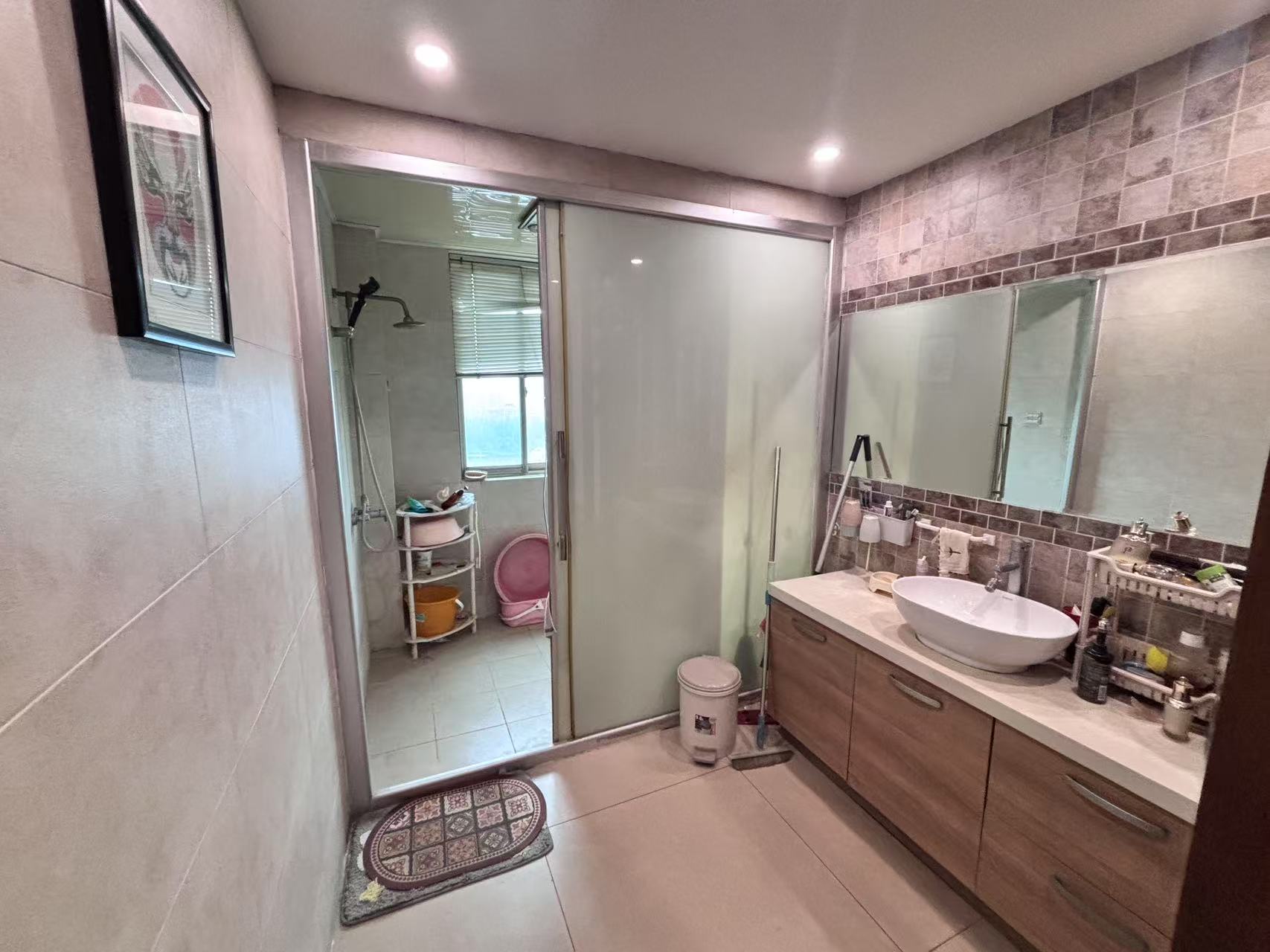 四季花园  5室2厅2卫    130.0万 四季花园  5室2厅2卫    130.0万室内图