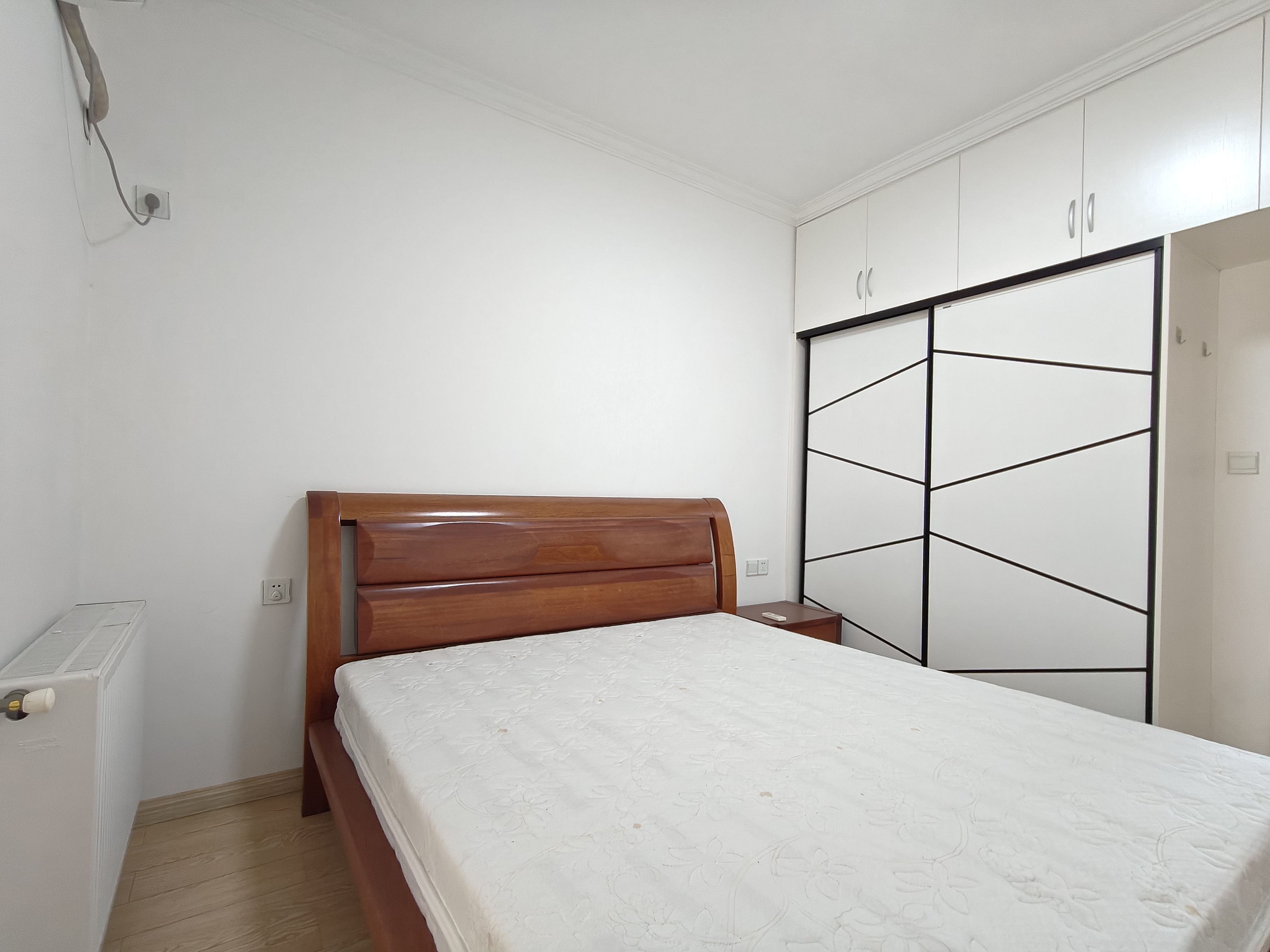 华晨御园 3室2厅2卫 95.0万 华晨御园 3室2厅2卫 95.0万室内图